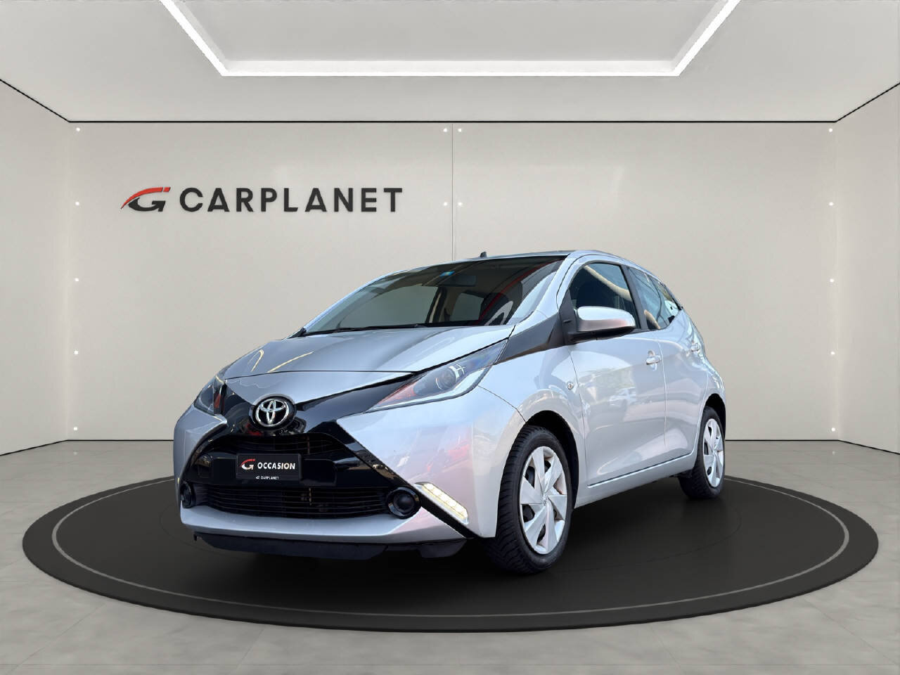 TOYOTA Aygo 1.0 VVT-i x-play