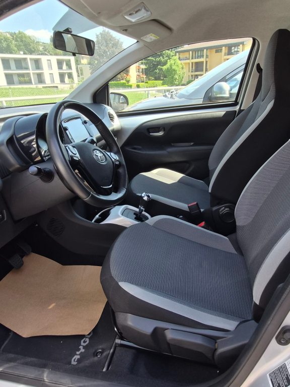 TOYOTA AYGO 1.0 VVT-i Trend, Benzin, Occasion / Gebraucht, Automatik - 6