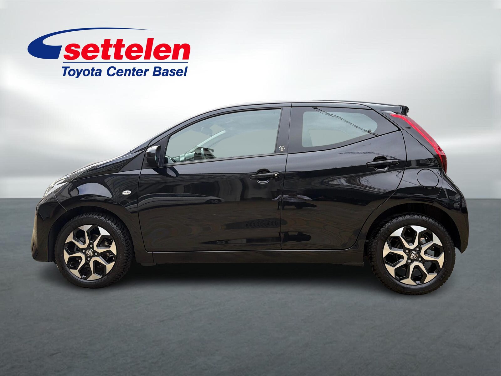 TOYOTA Aygo 1.0 VVT-i x-play Team D, Essence, Occasion / Utilisé, Manuelle - 2