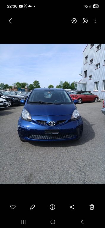 TOYOTA AYGO 1.0 VVT-i Linea Terra