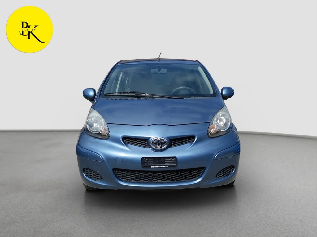 TOYOTA 1.0 VVT-i Linea Luna MM