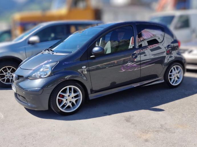 TOYOTA Aygo 1.0 VVT-i Cool, Benzin, Occasion / Gebraucht, Automatik