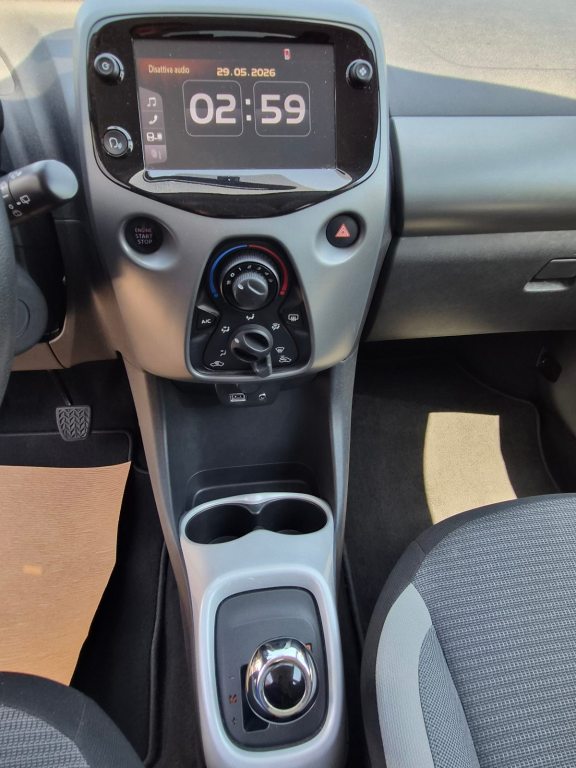 TOYOTA AYGO 1.0 VVT-i Trend, Benzin, Occasion / Gebraucht, Automatik - 7