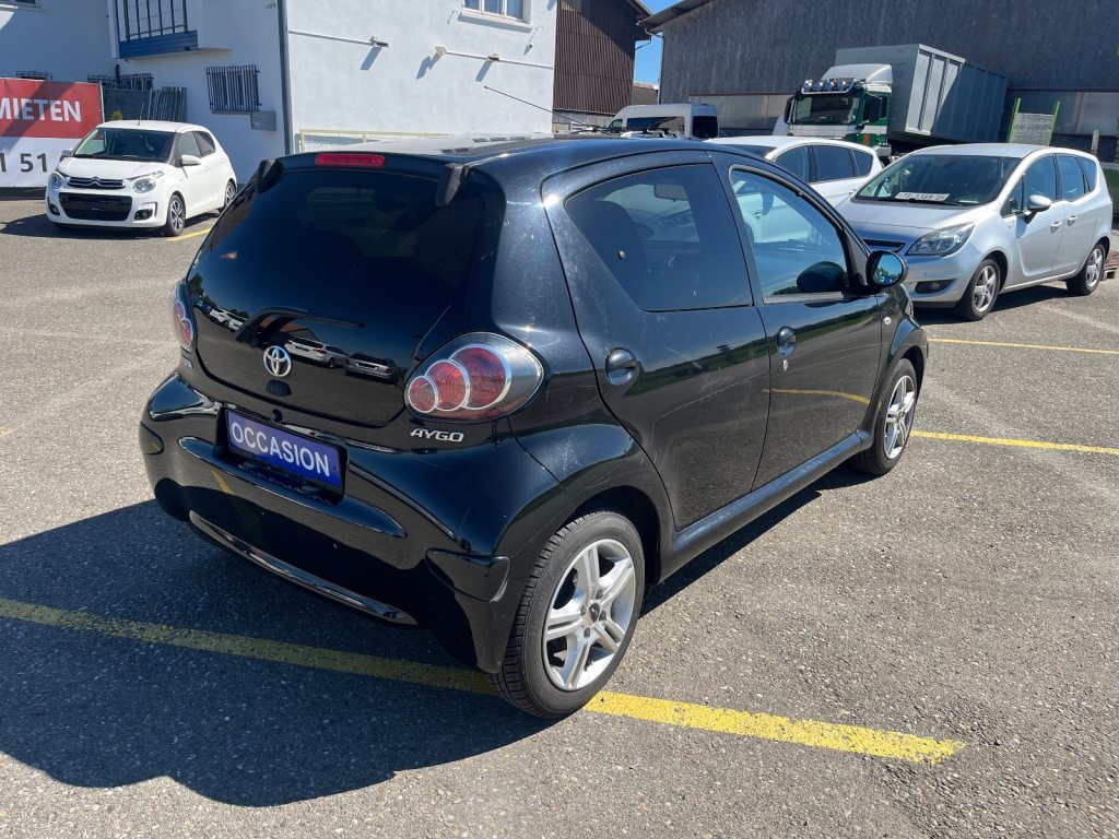 TOYOTA AYGO 1.0 VVT-i Linea Terra, Petrol, Second hand / Used, Manual - 5
