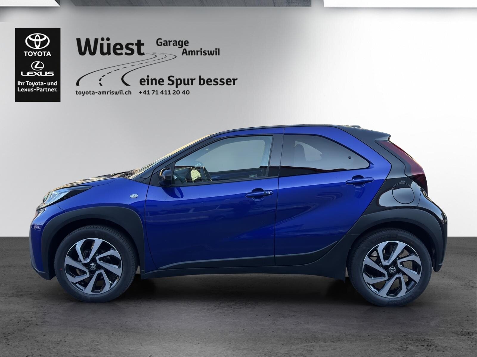 TOYOTA Aygo X 1.0 VVT-i Trend, Benzin, Occasion / Gebraucht, Automatik - 2