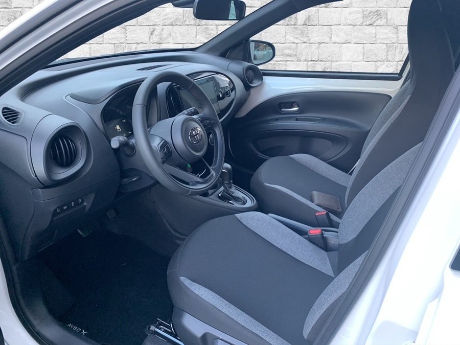 TOYOTA Aygo X 1.0 VVT-i Comfort CVT, Benzina, Auto nuove, Automatico - 5