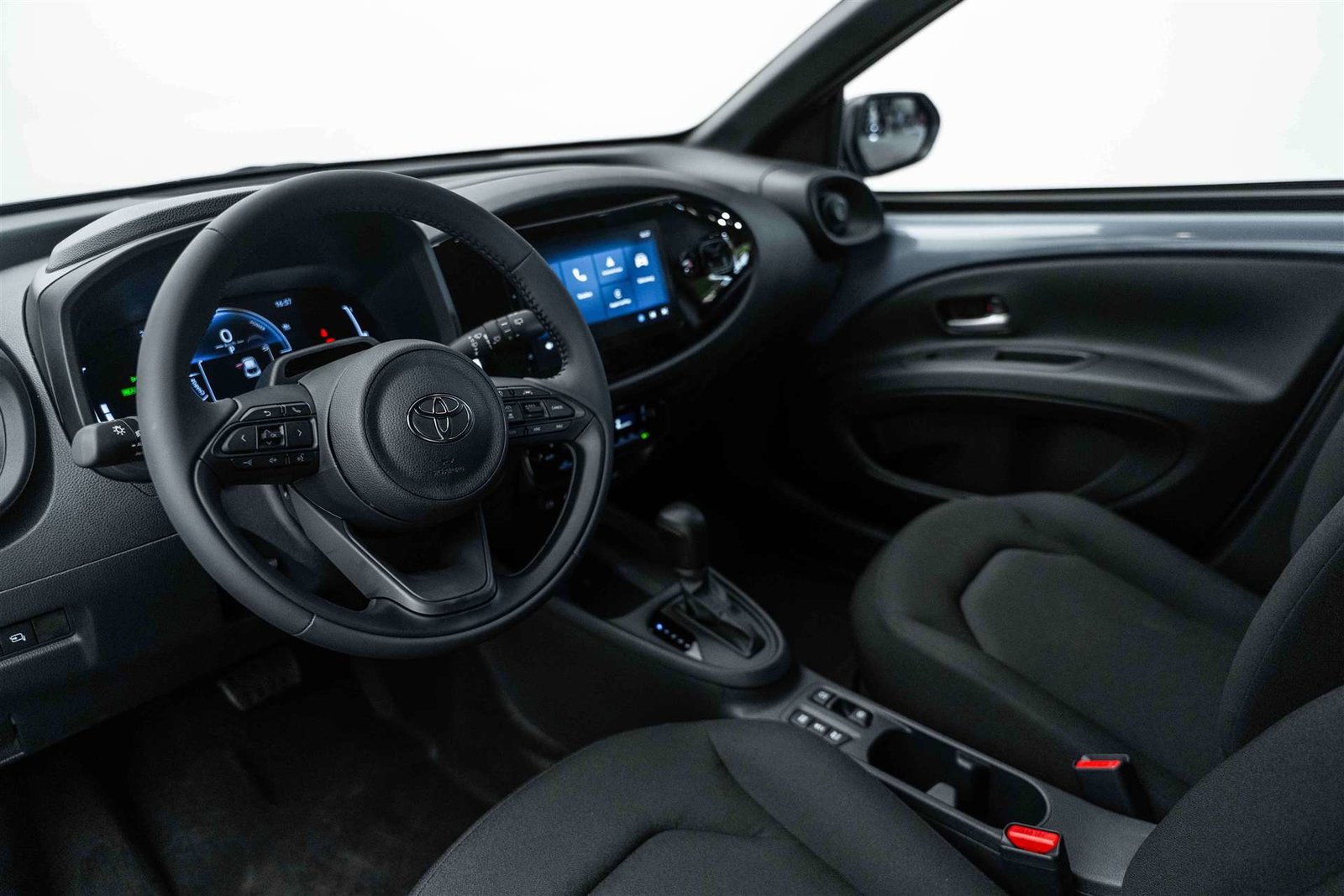 TOYOTA Aygo X 1.5 Comfort NEUES MODELL e-CVT Automat, Hybride Integrale Benzina/Elettrica, Auto nuove, Automatico - 7