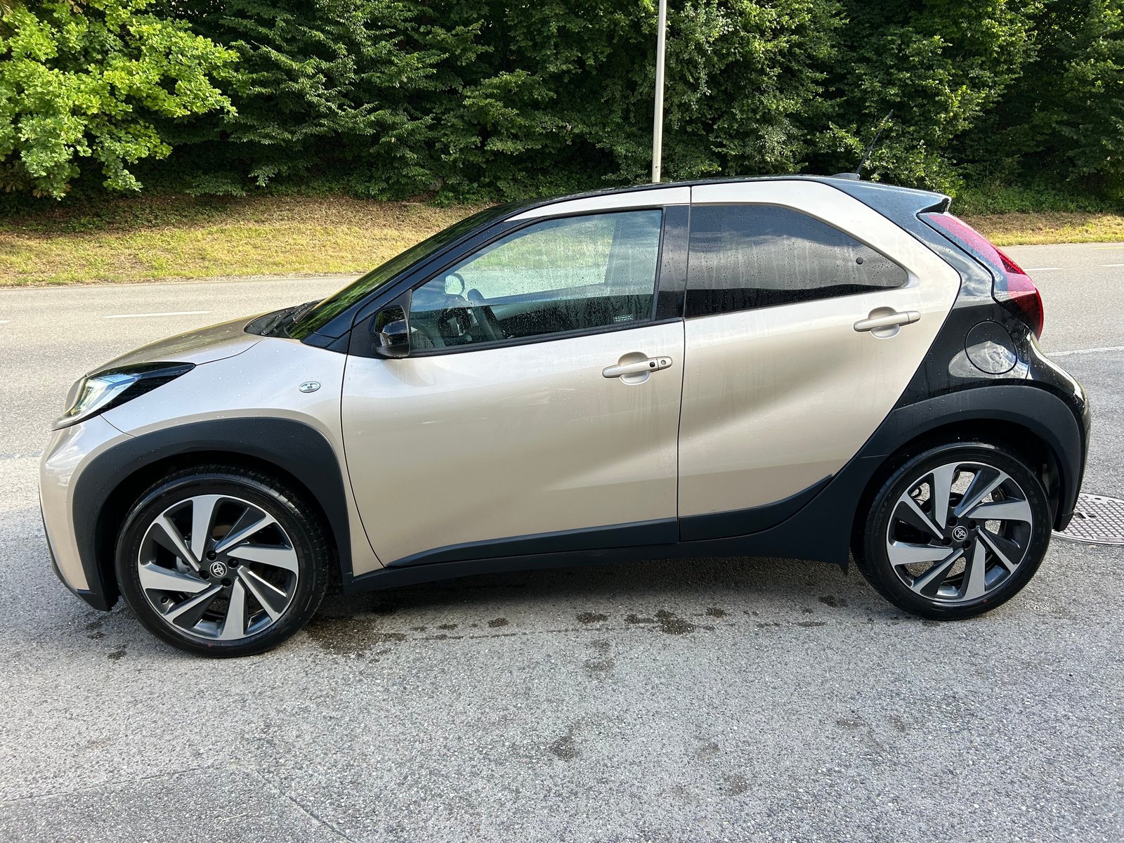 TOYOTA Aygo X 1.0 VVT-i Style CVT, Benzin, Occasion / Gebraucht, Automatik - 5