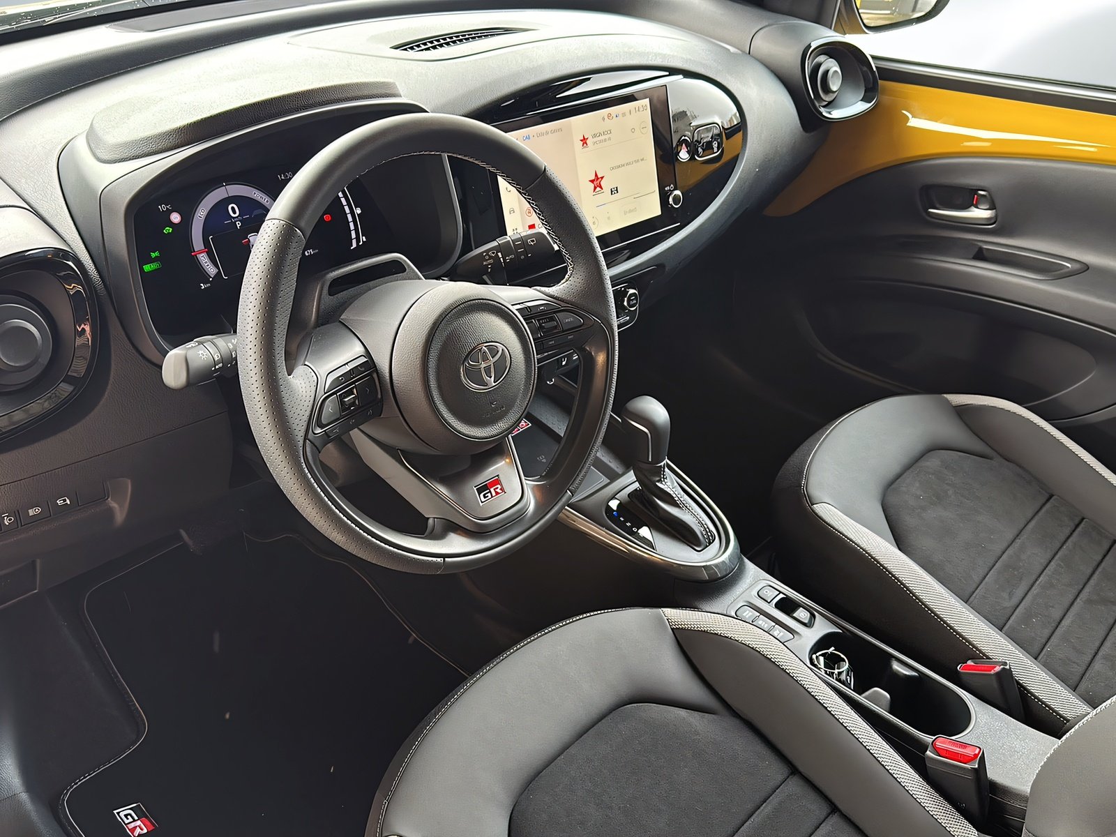 TOYOTA Aygo X 1.5 GR Sport e-CVT, Benzin, Neuwagen, Automatik - 5