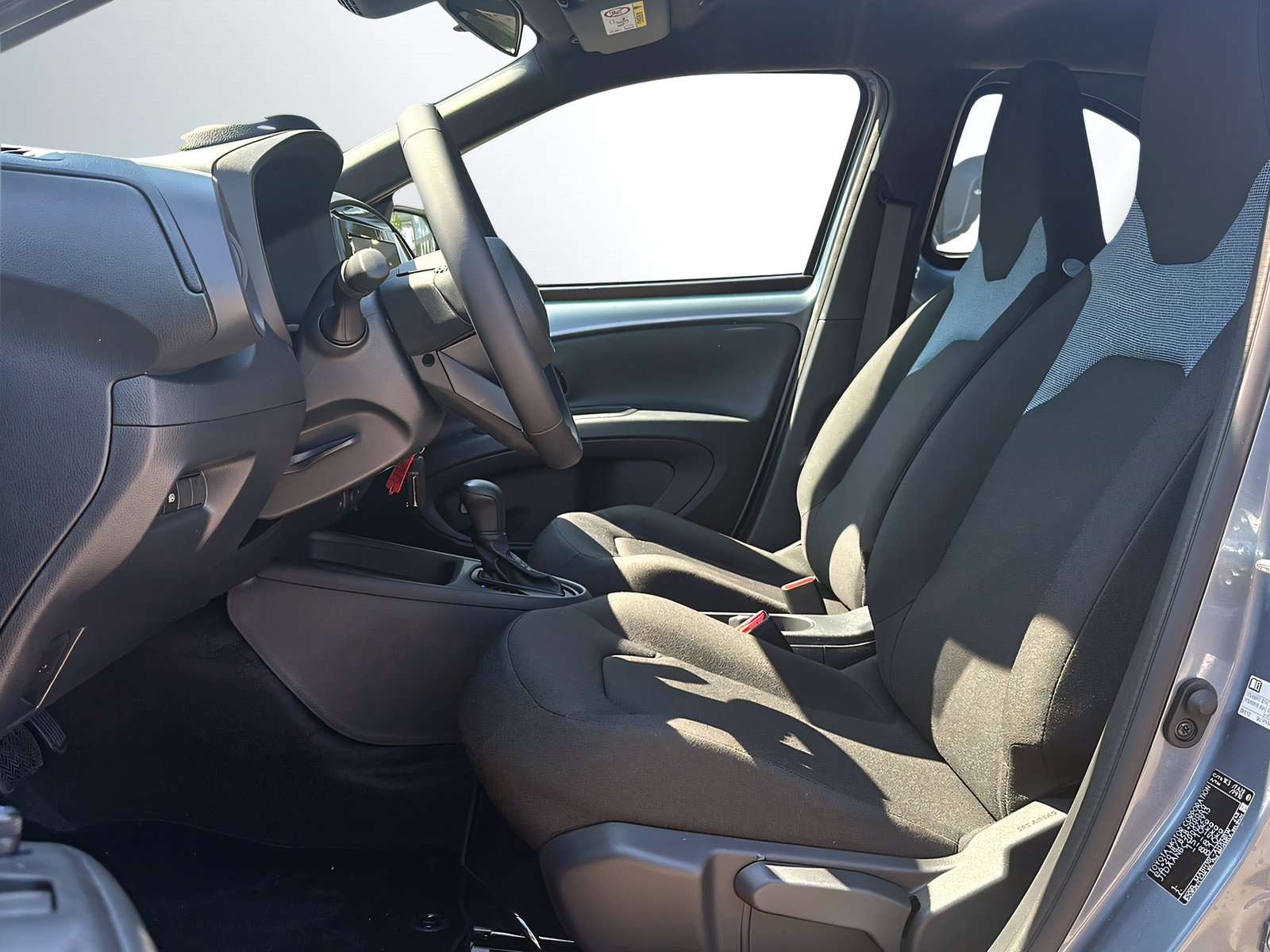 TOYOTA Aygo X 1.5 Comfort e-CVT, Essence, Voiture nouvelle, Automatique - 4