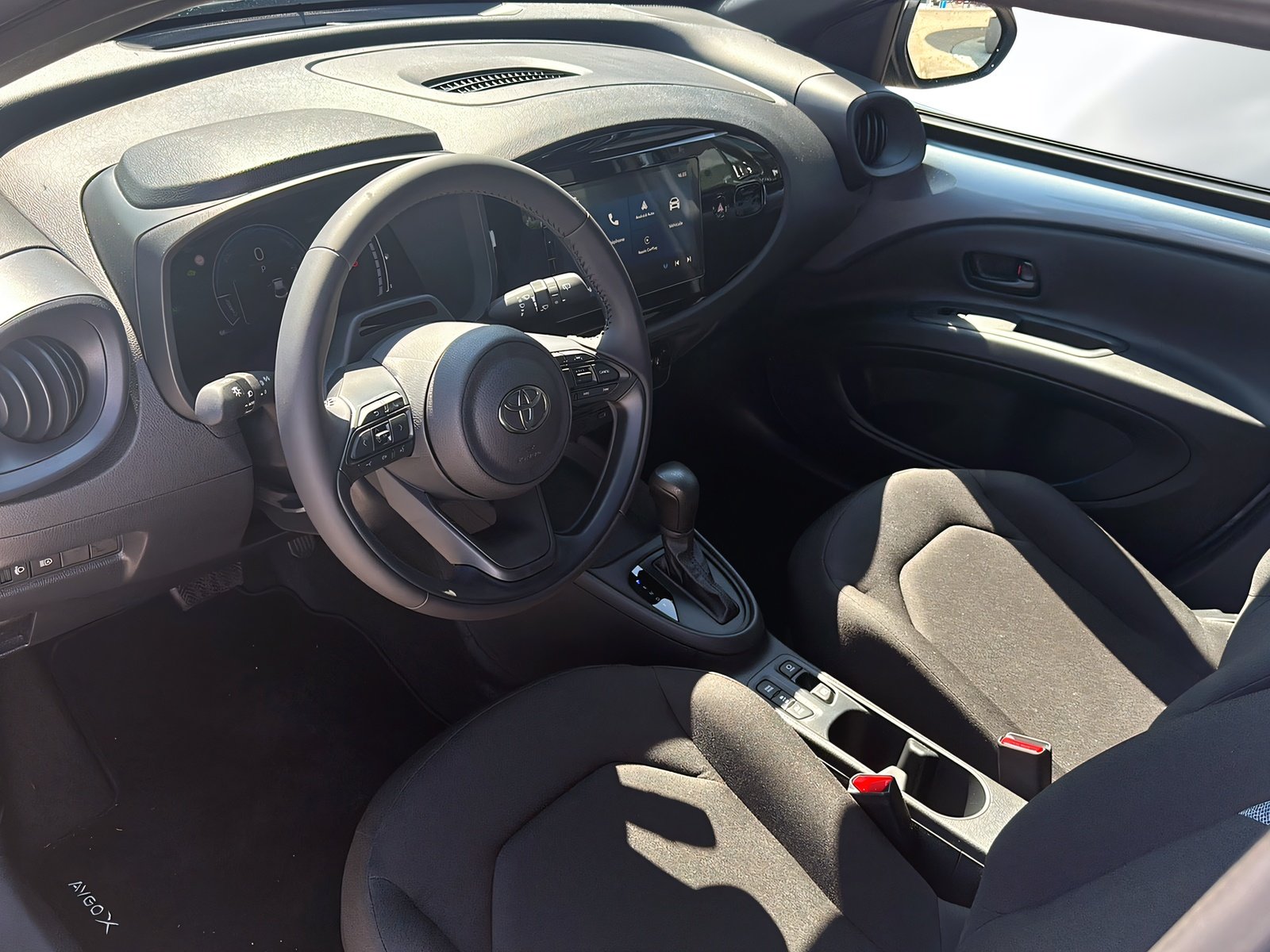 TOYOTA Aygo X 1.5 Comfort e-CVT, Essence, Voiture nouvelle, Automatique - 5