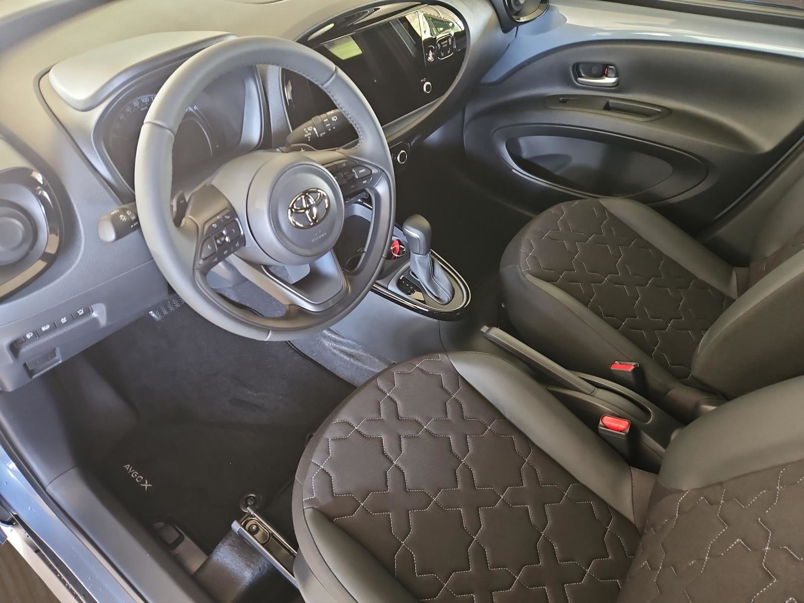 TOYOTA Aygo X 1.0 VVT-i Style, Benzina, Auto nuove, Automatico - 7