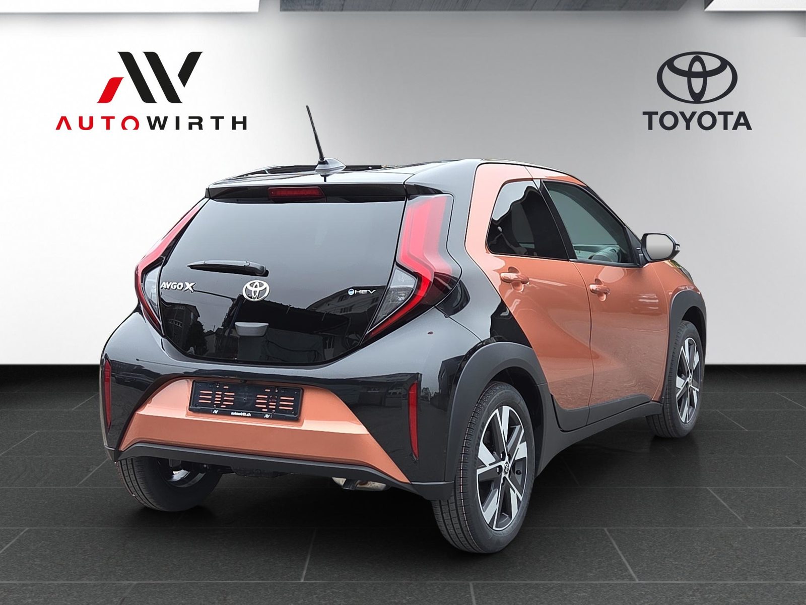 TOYOTA Aygo X 1.5 VVT-i HSD Trend, Full-Hybrid Petrol/Electric, New car, Automatic - 5