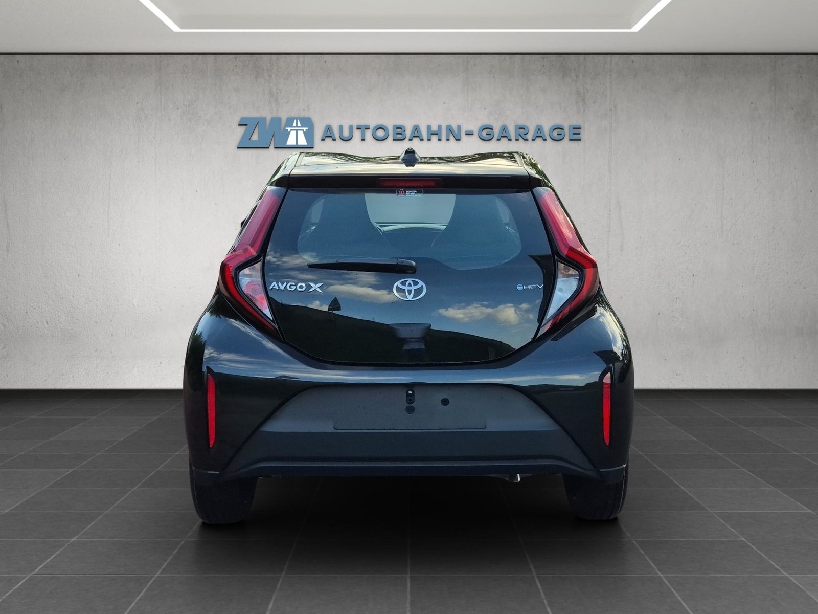 TOYOTA Aygo X 1.5 VVT-i HSD Comfort, Hybride Integrale Benzina/Elettrica, Auto nuove, Automatico - 4