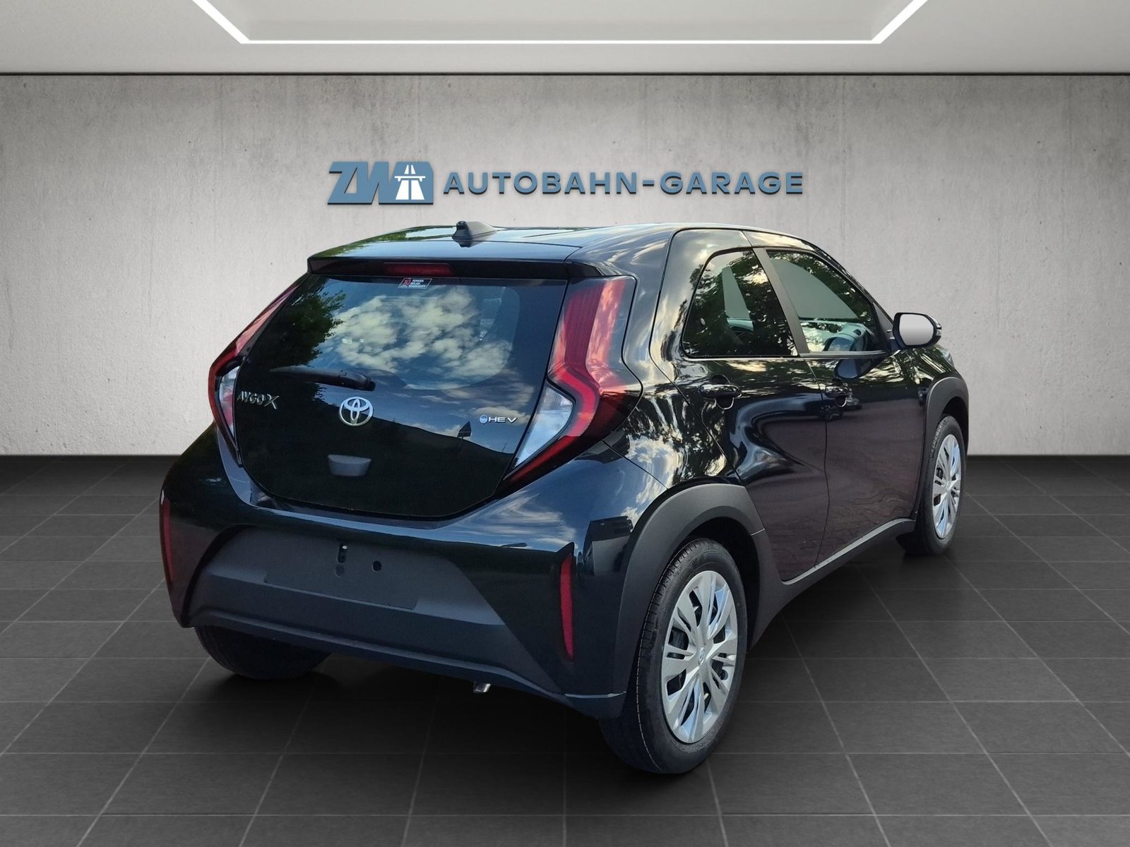 TOYOTA Aygo X 1.5 VVT-i HSD Comfort, Hybride Integrale Benzina/Elettrica, Auto nuove, Automatico - 5