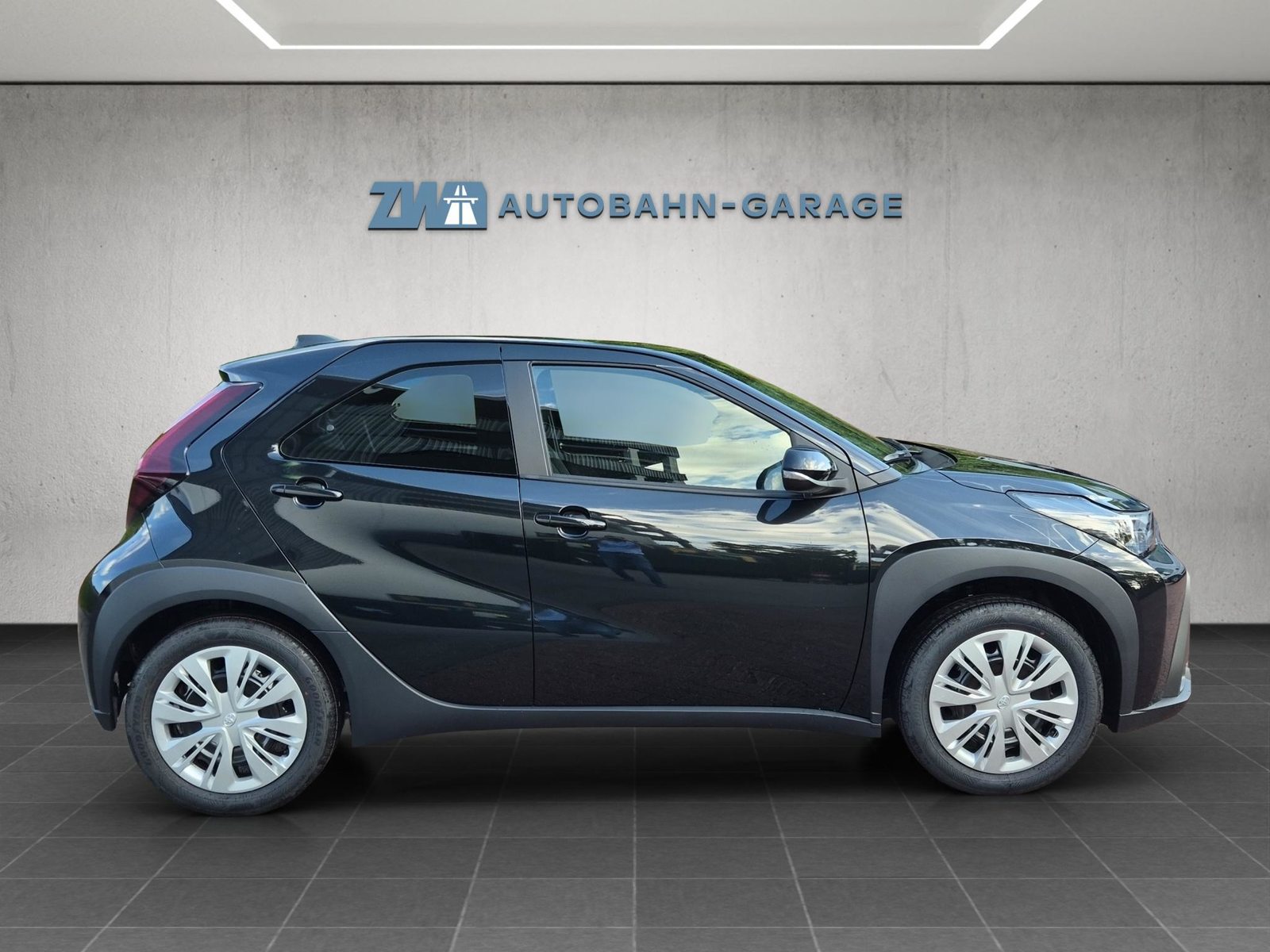 TOYOTA Aygo X 1.5 VVT-i HSD Comfort, Hybride Integrale Benzina/Elettrica, Auto nuove, Automatico - 6