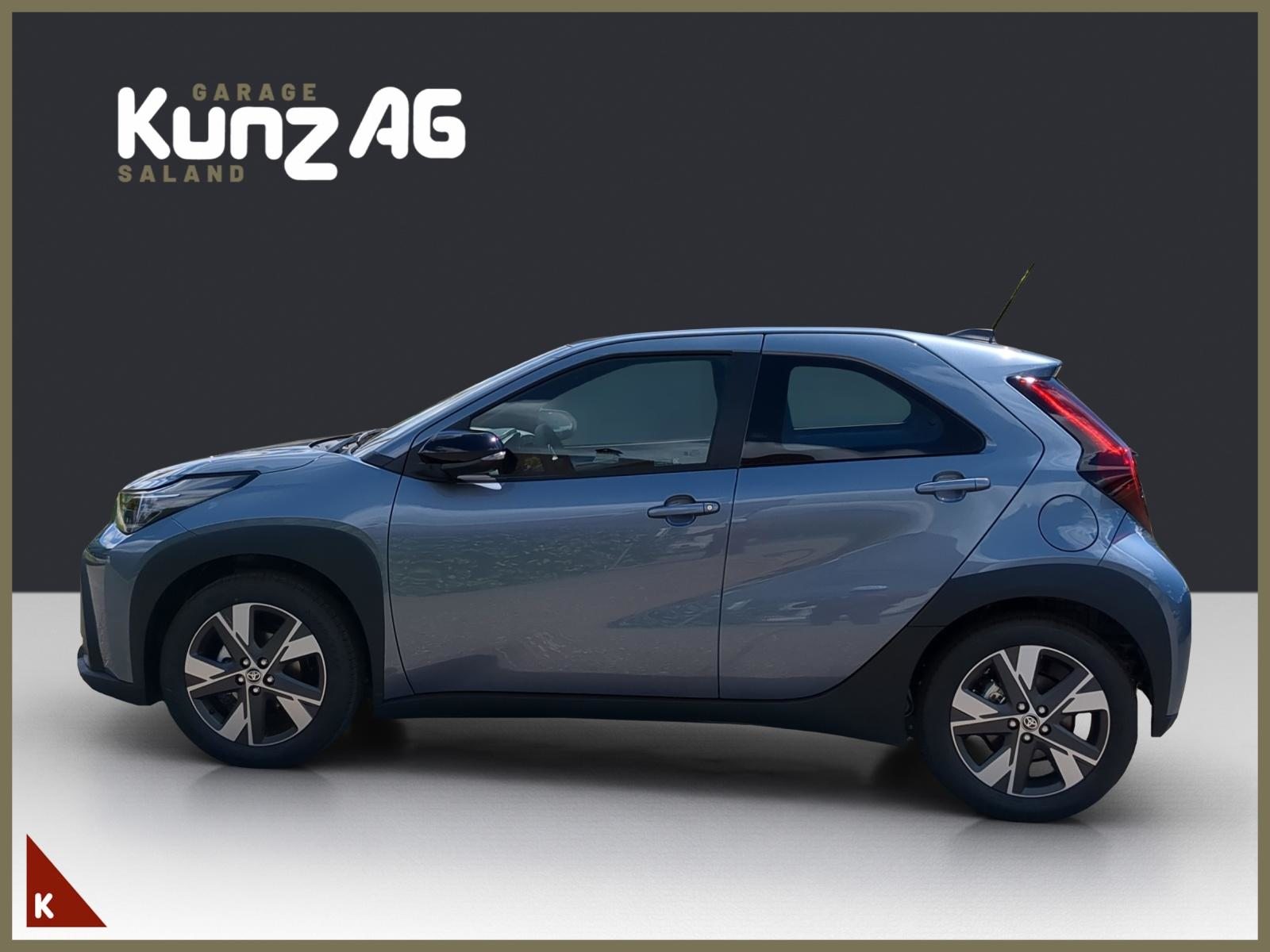 TOYOTA Aygo X 1.5 VVT-i HSD Comfort, Hybride Intégral Essence/Électricité, Voiture nouvelle, Automatique - 3