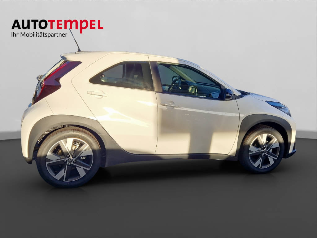 TOYOTA Aygo X 1.5 VVT-i HSD Comfort 48140/000, Voll-Hybrid Benzin/Elektro, Neuwagen, Automatik - 5