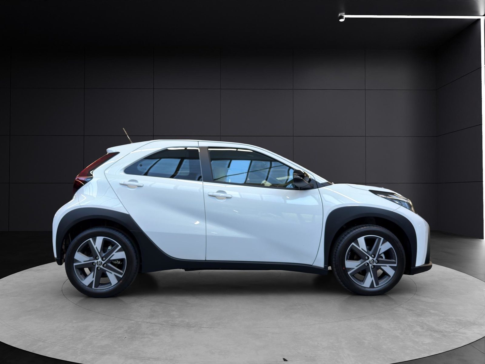 TOYOTA Aygo X 1.5 VVT-i HSD Trend, Voll-Hybrid Benzin/Elektro, Neuwagen, Automatik - 6