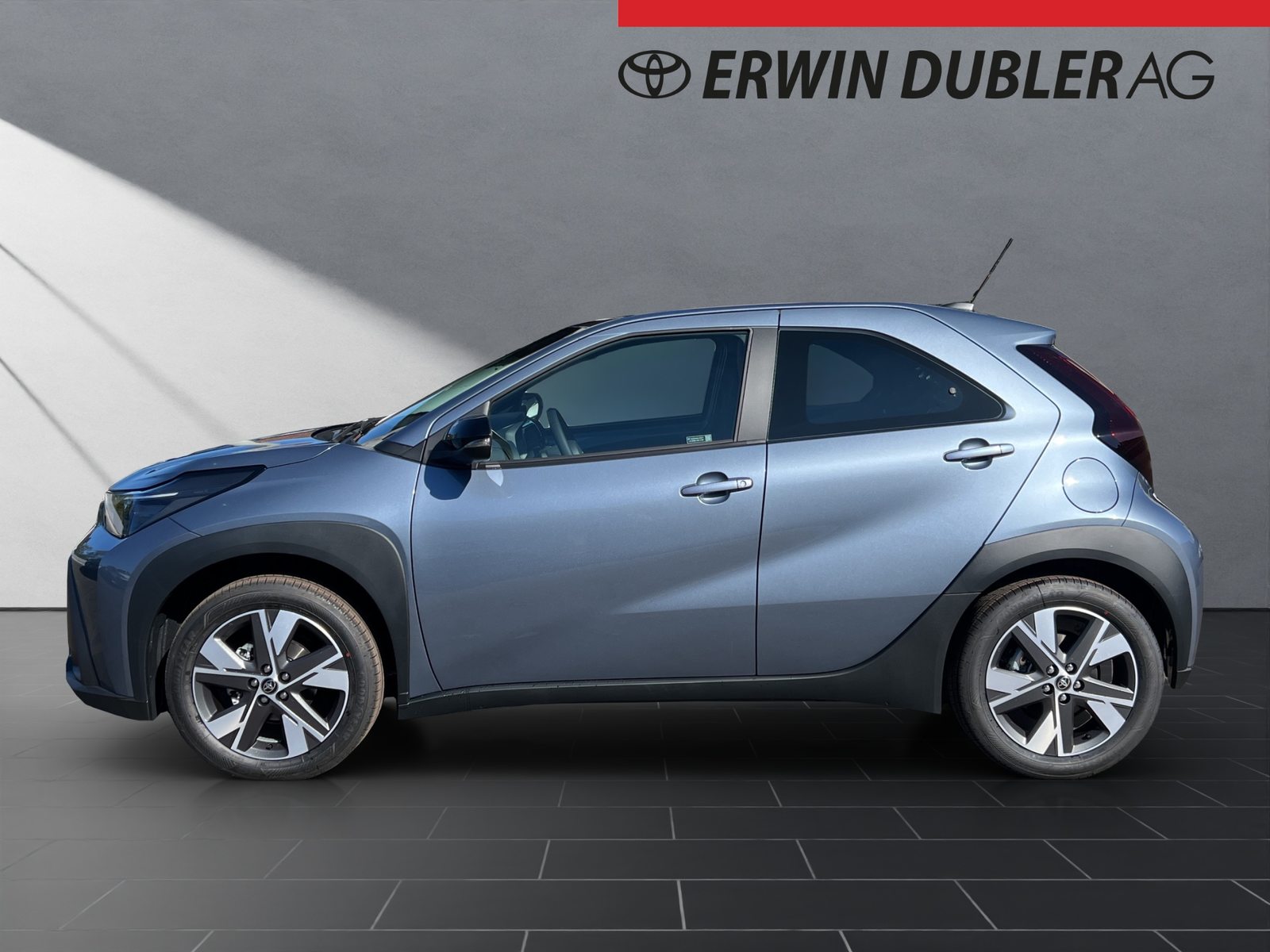 TOYOTA Aygo X 1.5 VVT-i HSD Comfort, Voll-Hybrid Benzin/Elektro, Neuwagen, Automatik - 2