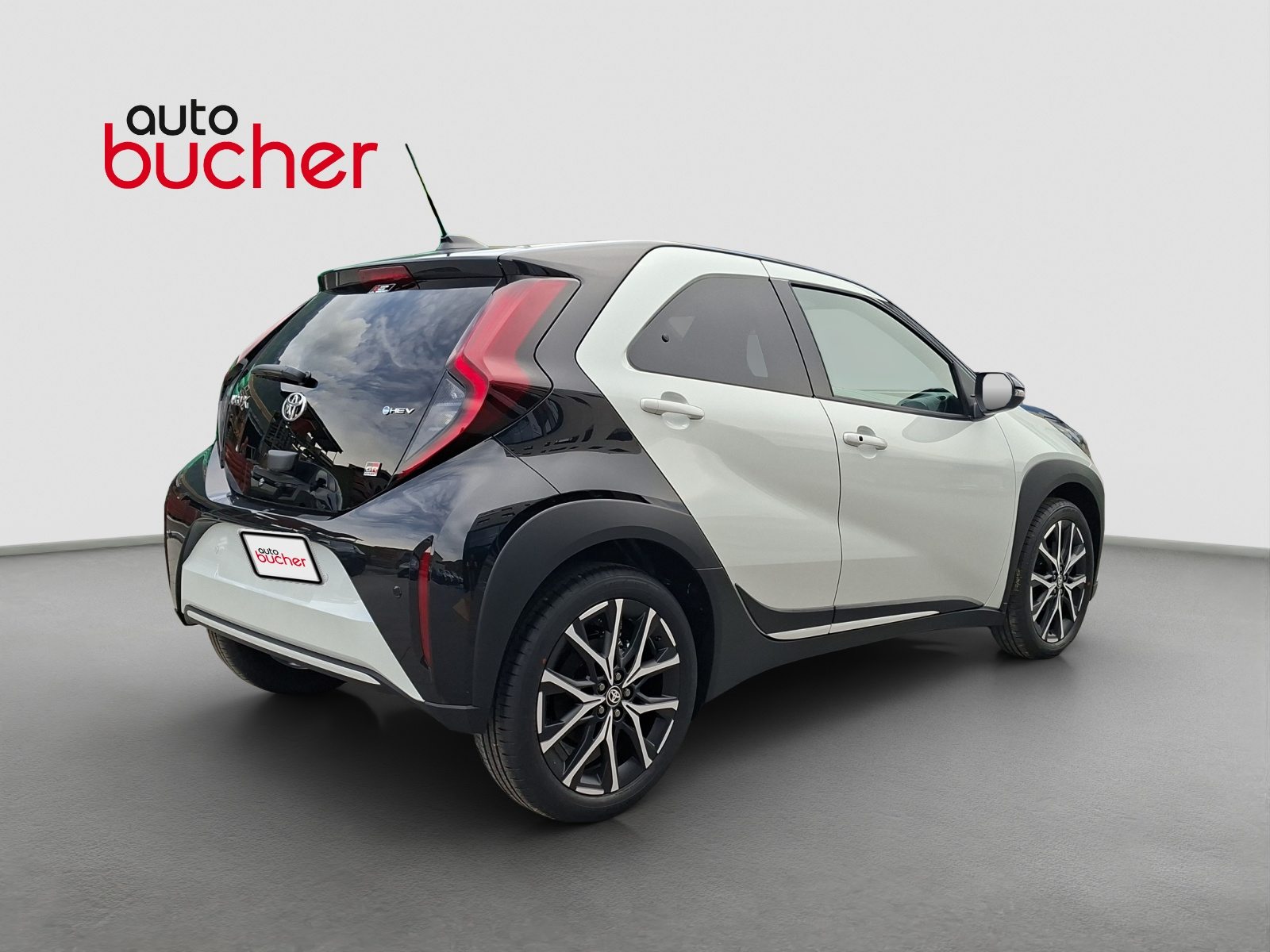 TOYOTA Aygo X 1.5 VVT-i HSD GR Sport, Hybride Intégral Essence/Électricité, Voiture nouvelle, Automatique - 6
