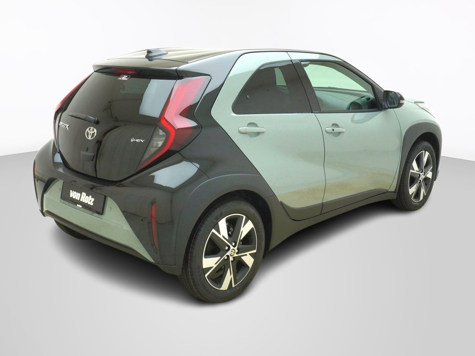 TOYOTA Aygo X 1.5 VVT-i HSD Trend, Hybride Intégral Essence/Électricité, Voiture nouvelle, Automatique - 4