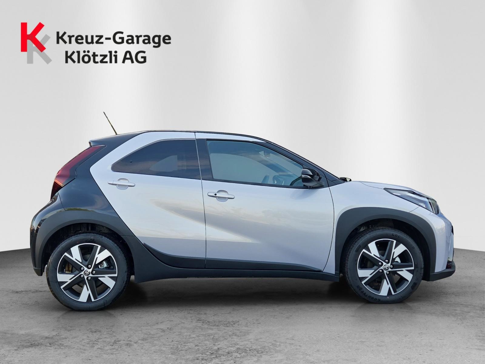 TOYOTA Aygo X 1.5 VVT-i HSD Trend, Full-Hybrid Petrol/Electric, New car, Automatic - 2