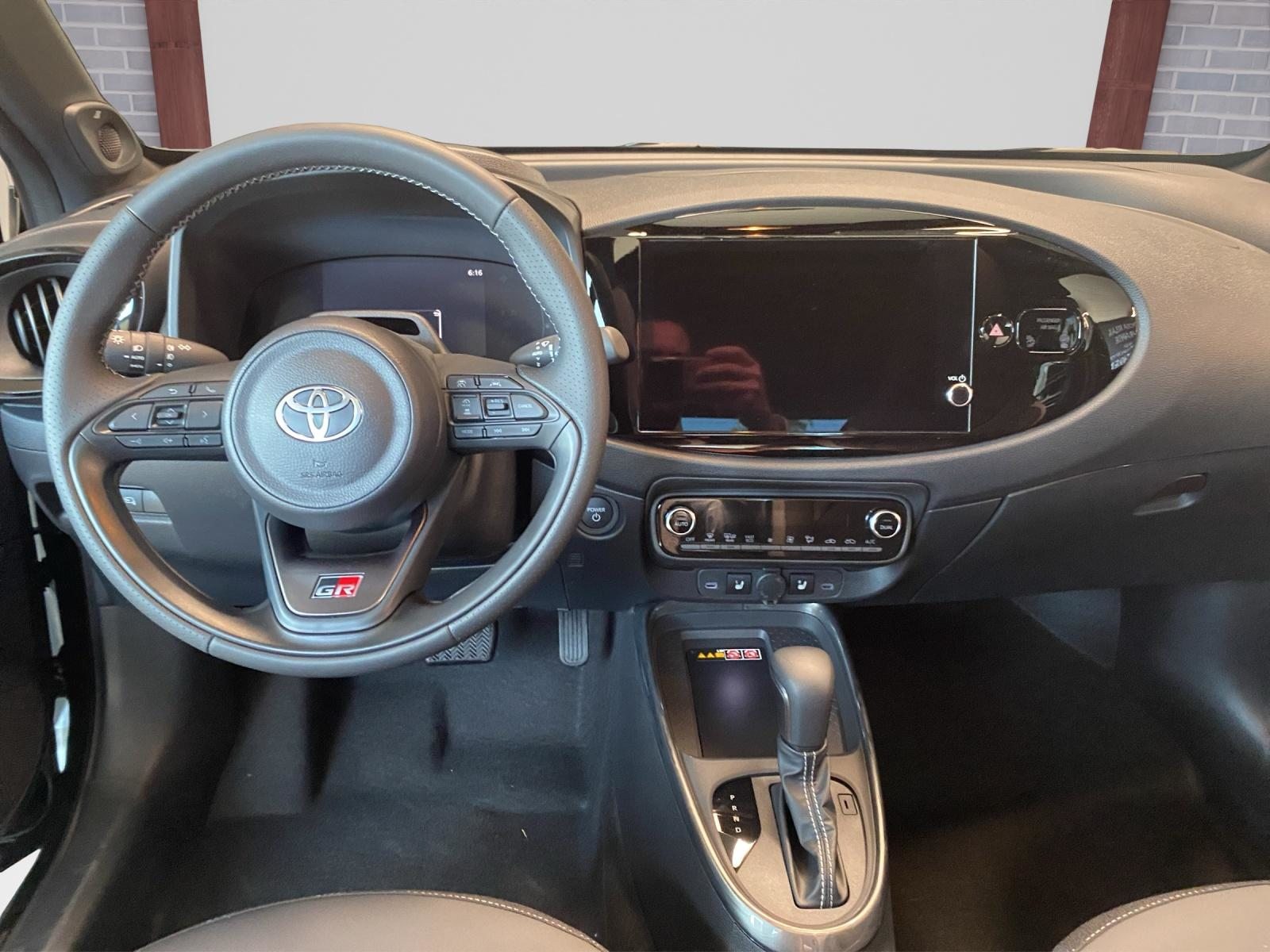 TOYOTA Aygo X 1.5 VVT-i HSD GR Sport, Hybride Intégral Essence/Électricité, Voiture nouvelle, Automatique - 6