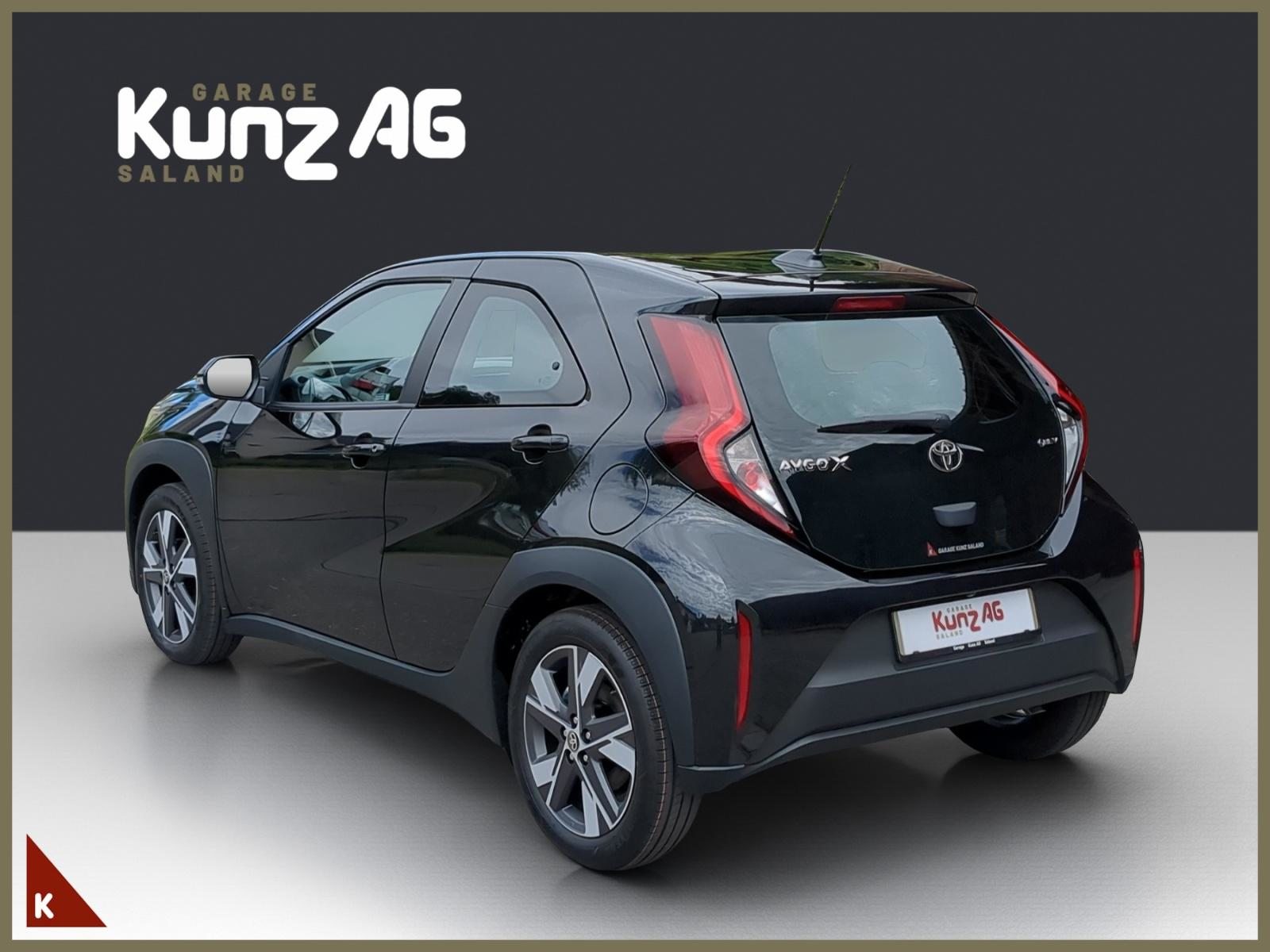 TOYOTA Aygo X 1.5 VVT-i HSD Comfort, Hybride Intégral Essence/Électricité, Voiture nouvelle, Automatique - 4