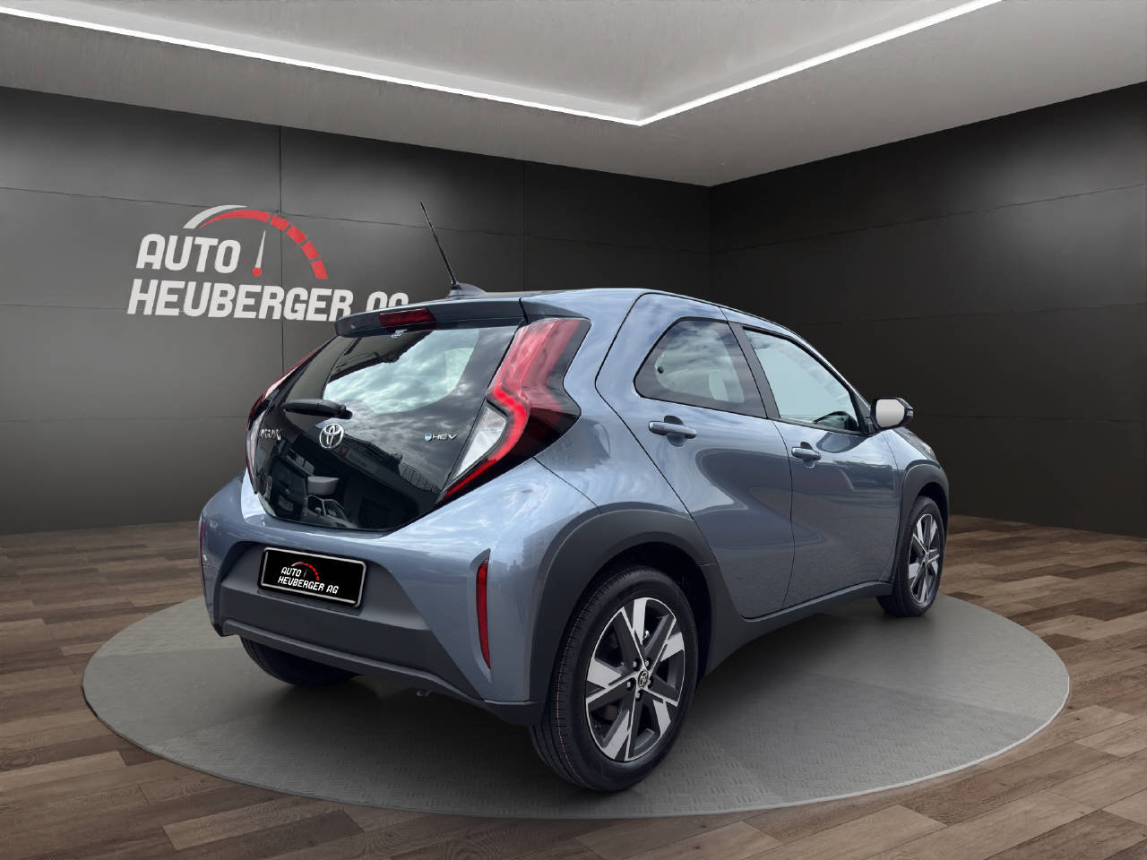 TOYOTA Aygo X 1.5 VVT-i HSD Comfort, Hybride Intégral Essence/Électricité, Voiture nouvelle, Automatique - 3