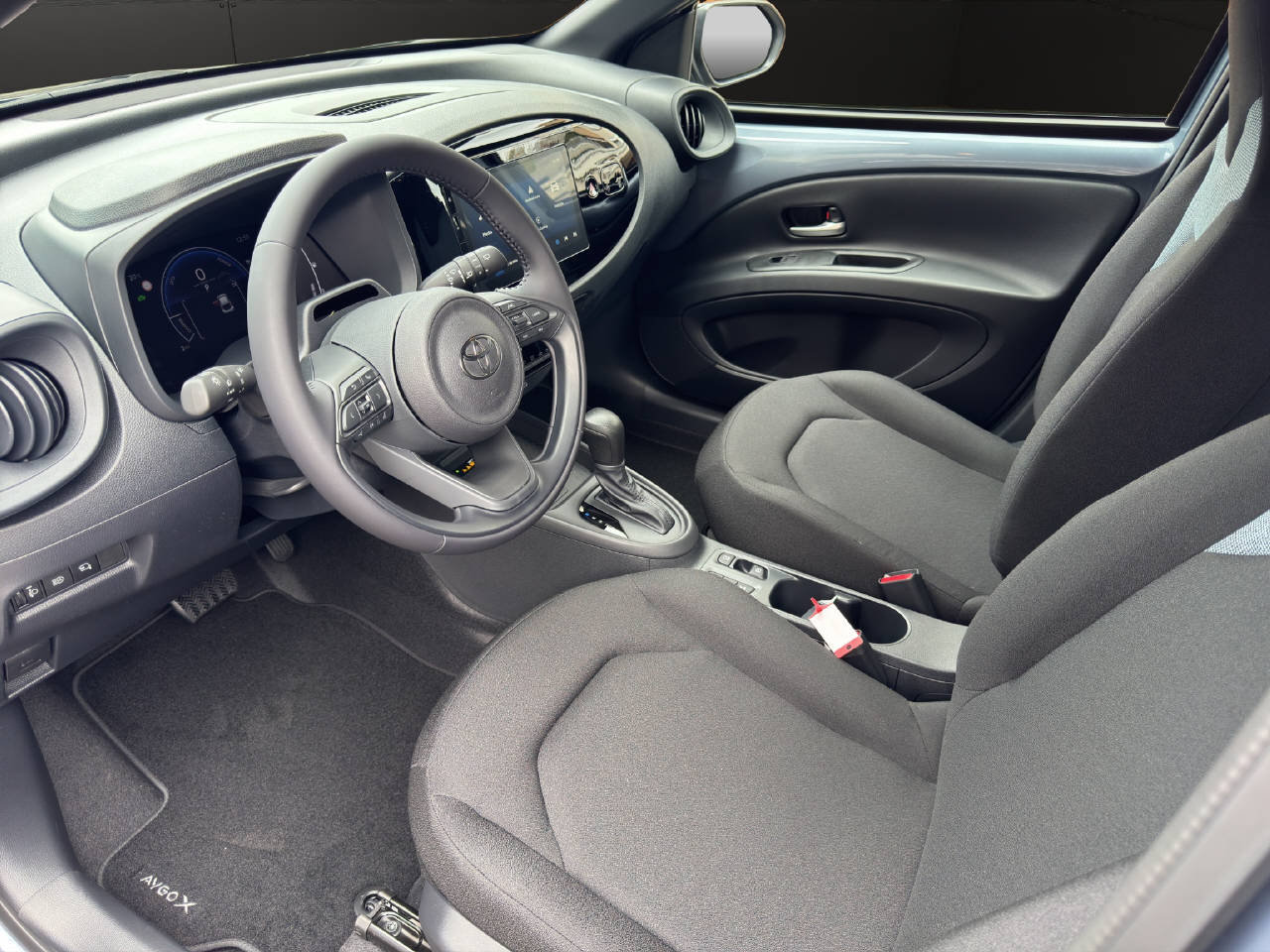 TOYOTA Aygo X 1.5 VVT-i HSD Comfort, Hybride Intégral Essence/Électricité, Voiture nouvelle, Automatique - 5