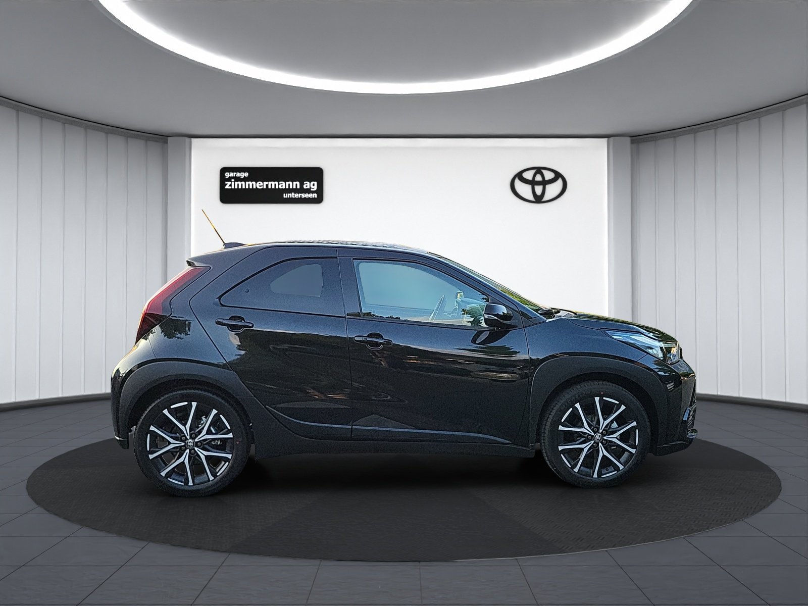 TOYOTA Aygo X 1.5 VVT-i HSD GR Sport, Hybride Integrale Benzina/Elettrica, Auto nuove, Automatico - 5