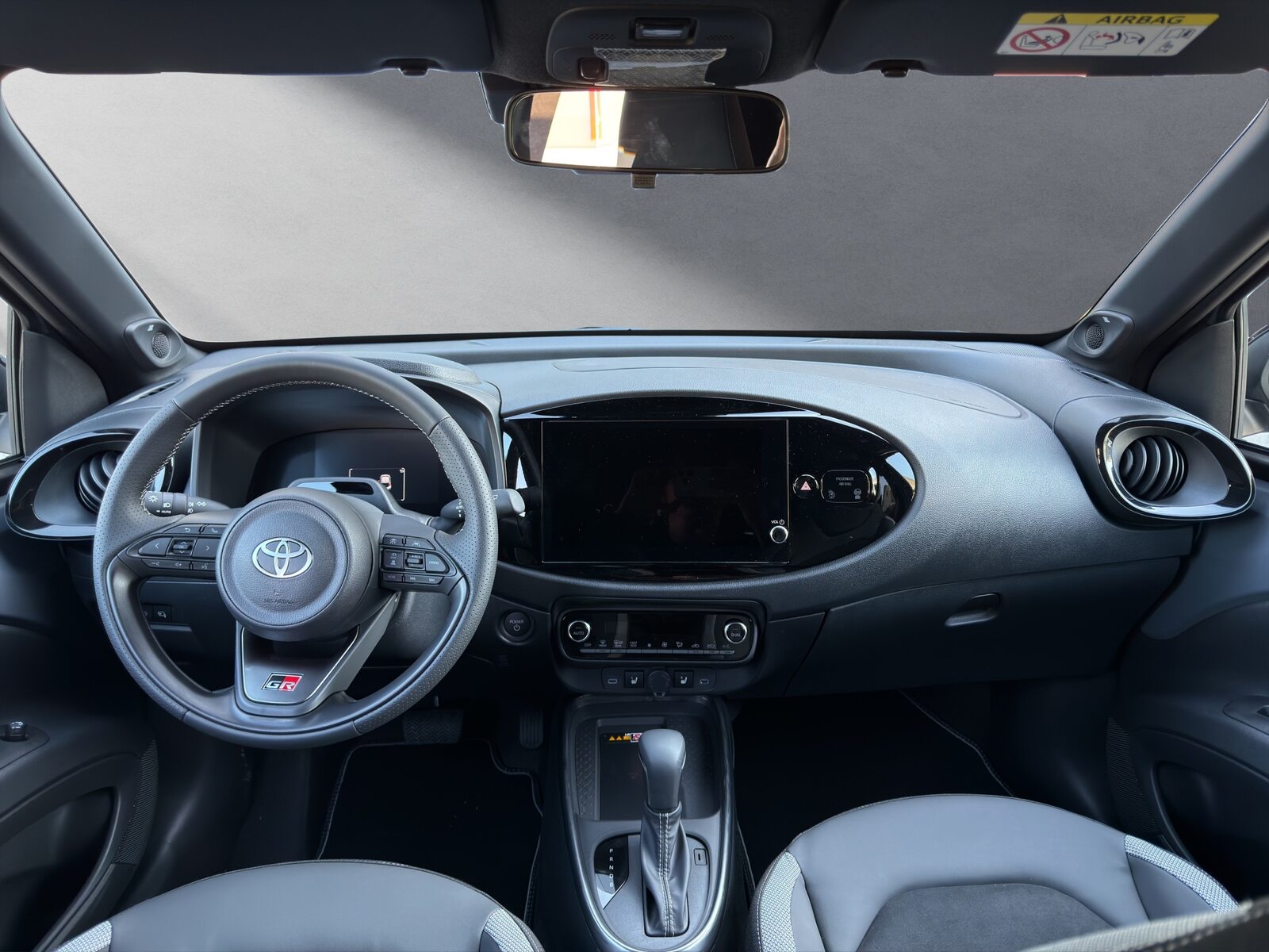 TOYOTA Aygo X 1.5 VVT-i HSD GR Sport, Hybride Intégral Essence/Électricité, Voiture nouvelle, Automatique - 4
