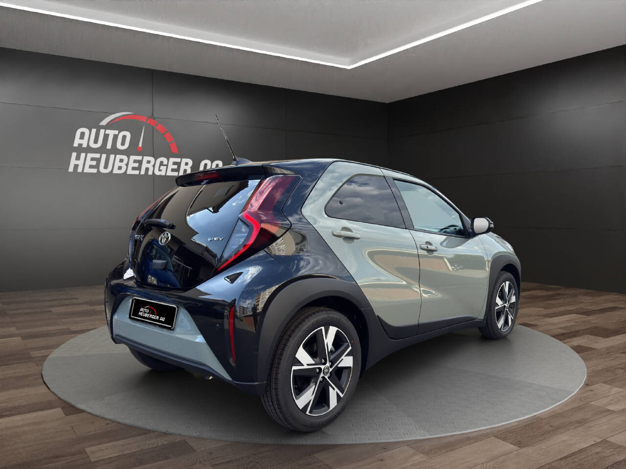 TOYOTA Aygo X 1.5 VVT-i HSD Trend, Full-Hybrid Petrol/Electric, New car, Automatic - 3