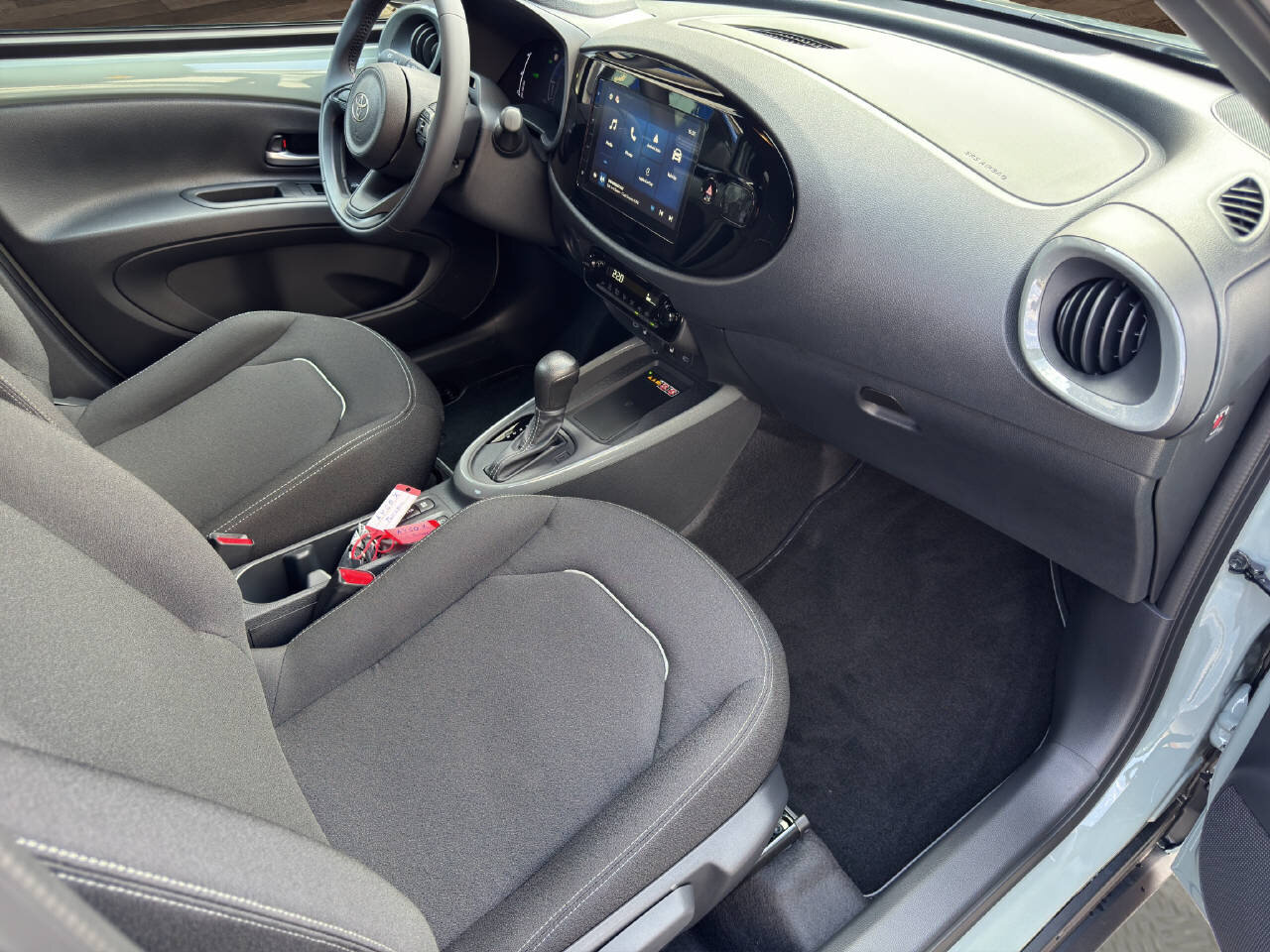 TOYOTA Aygo X 1.5 VVT-i HSD Trend, Full-Hybrid Petrol/Electric, New car, Automatic - 7