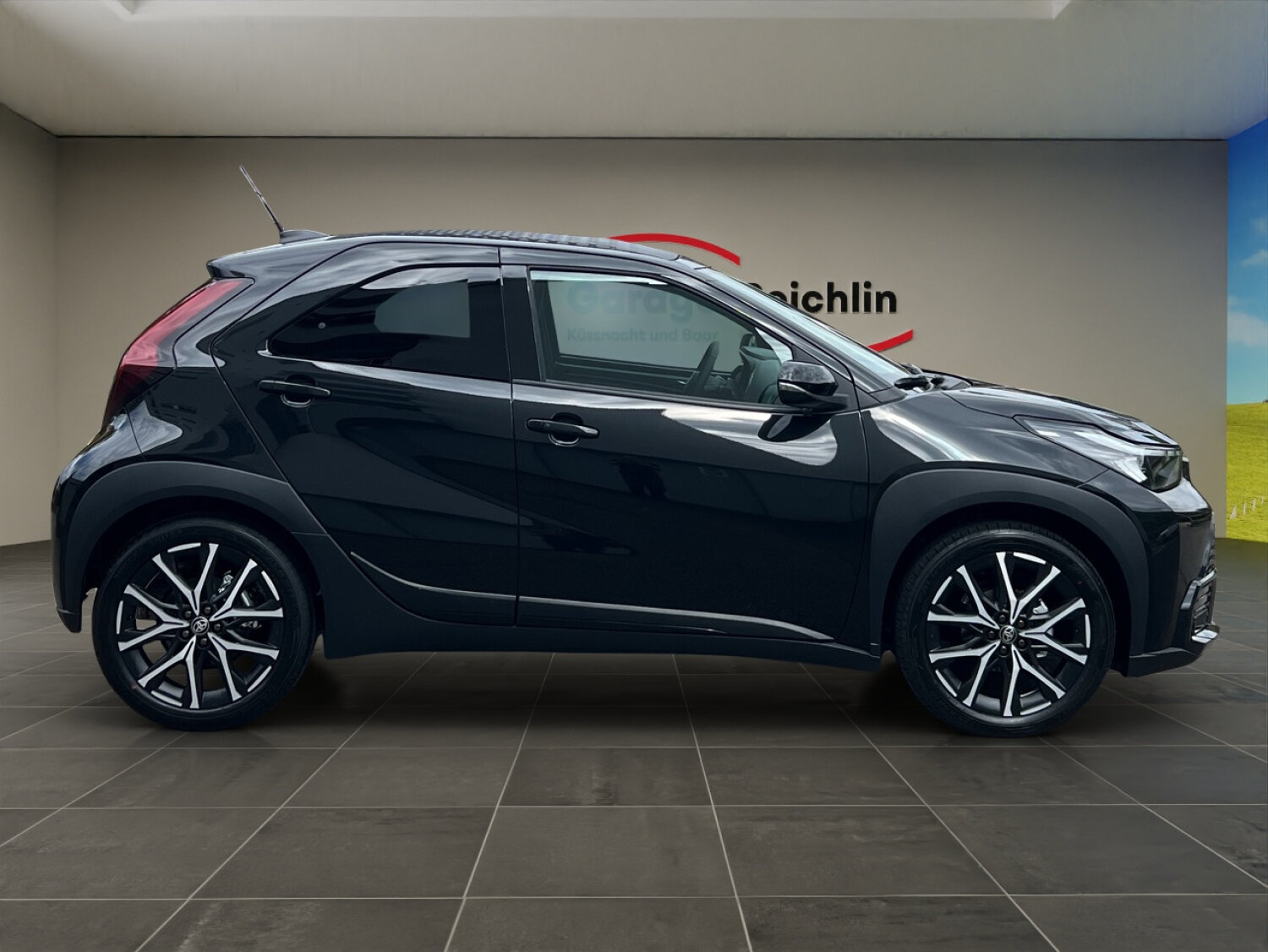 TOYOTA Aygo X 1.5 VVT-i HSD GR Sport, Full-Hybrid Petrol/Electric, New car, Automatic - 6