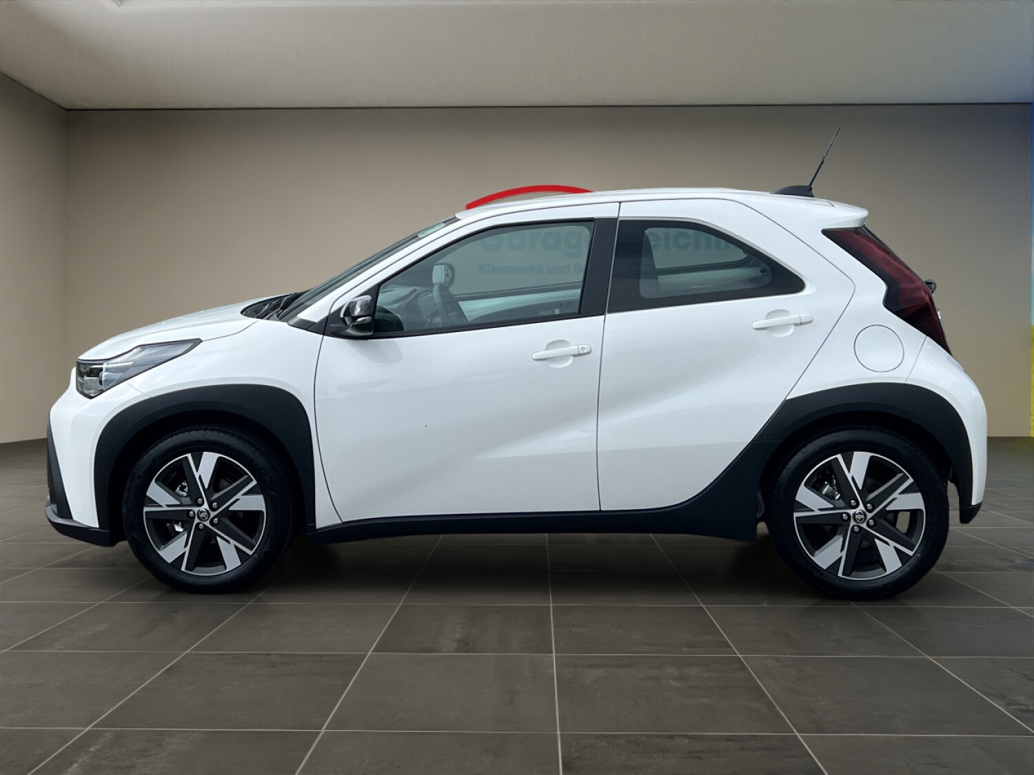 TOYOTA Aygo X 1.5 VVT-i HSD Comfort, Full-Hybrid Petrol/Electric, New car, Automatic - 2