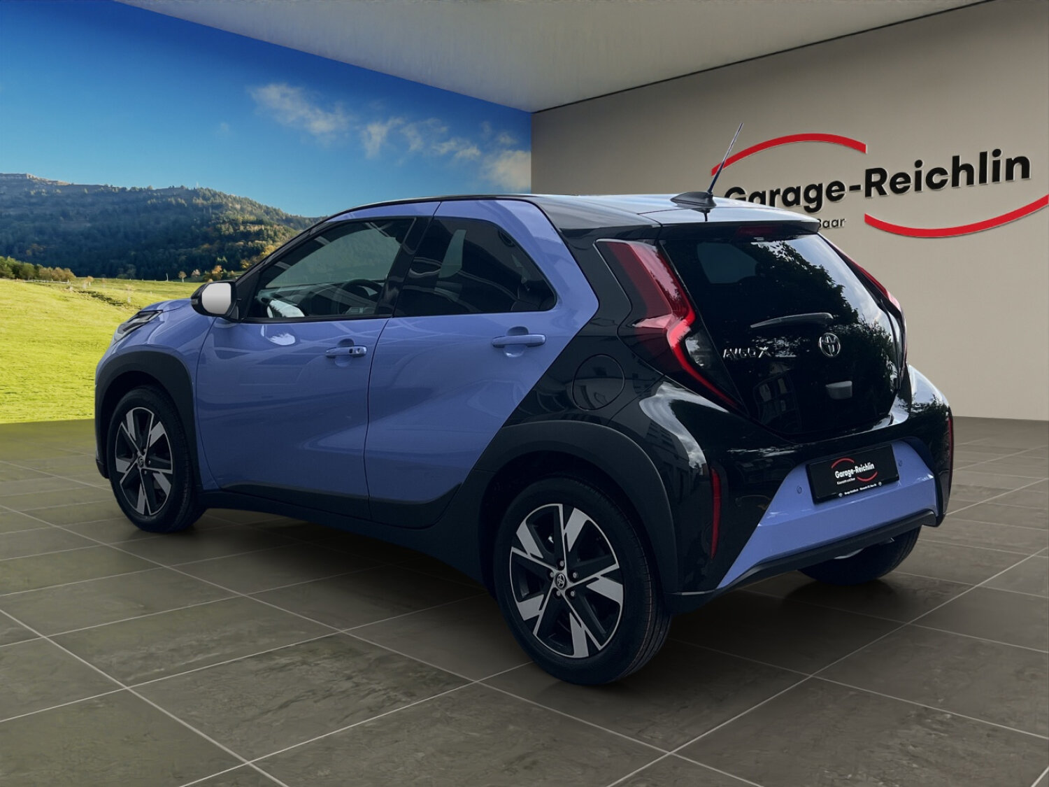 TOYOTA Aygo X 1.5 VVT-i HSD Trend, Full-Hybrid Petrol/Electric, New car, Automatic - 3