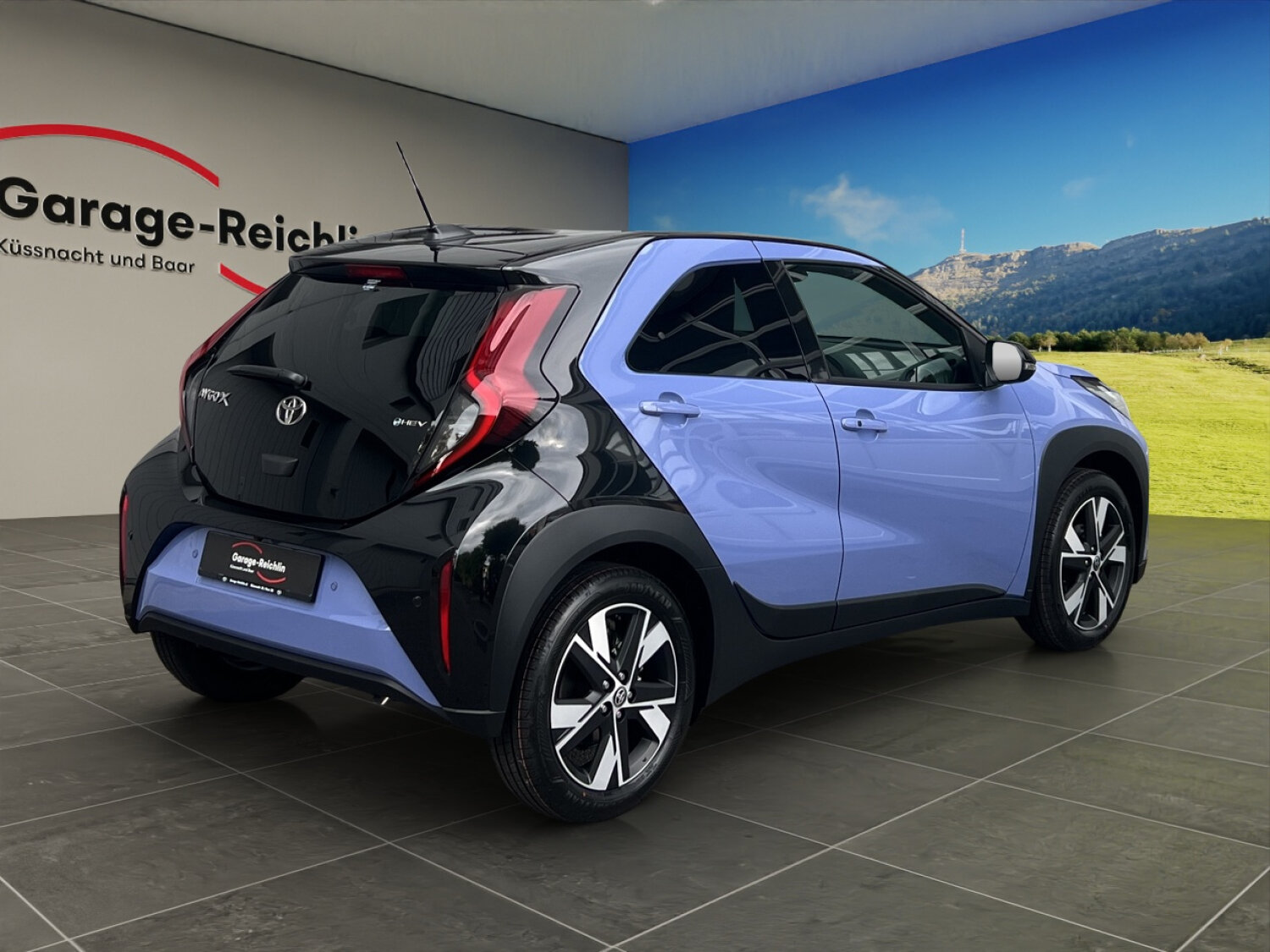 TOYOTA Aygo X 1.5 VVT-i HSD Trend, Full-Hybrid Petrol/Electric, New car, Automatic - 5