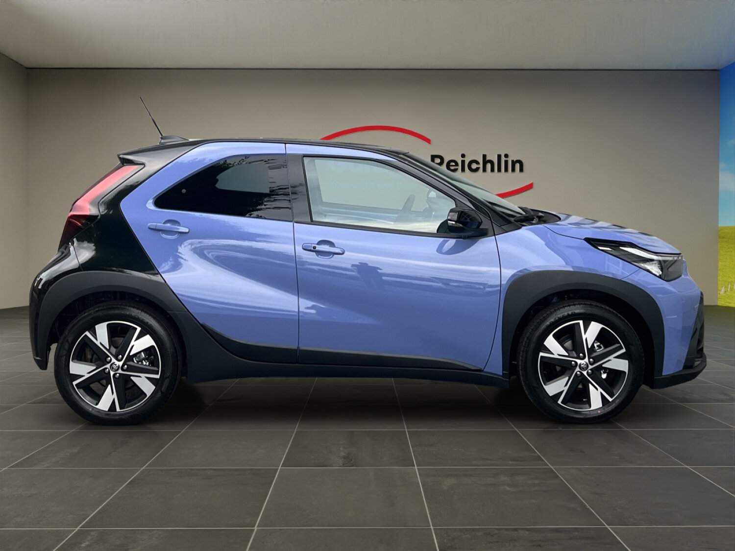 TOYOTA Aygo X 1.5 VVT-i HSD Trend, Full-Hybrid Petrol/Electric, New car, Automatic - 6