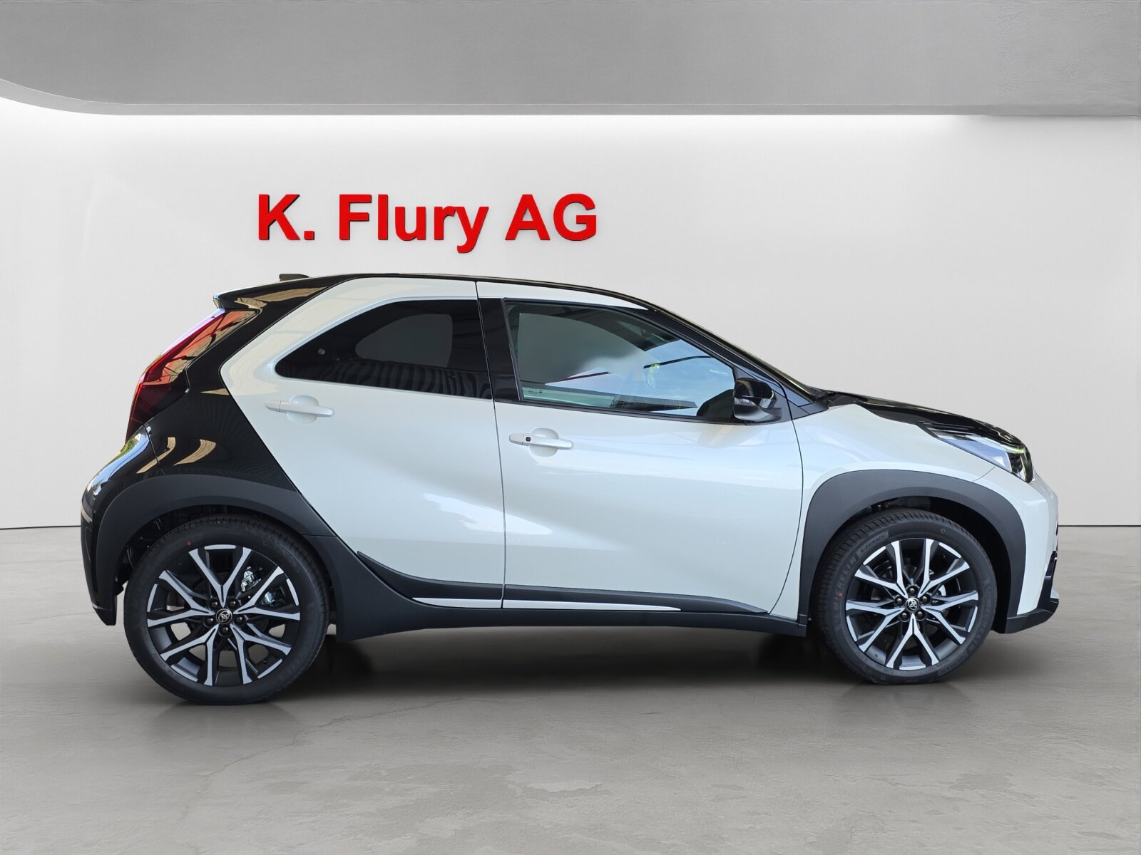 TOYOTA Aygo X 1.5 VVT-i HSD GR Sport, Full-Hybrid Petrol/Electric, New car, Automatic - 6