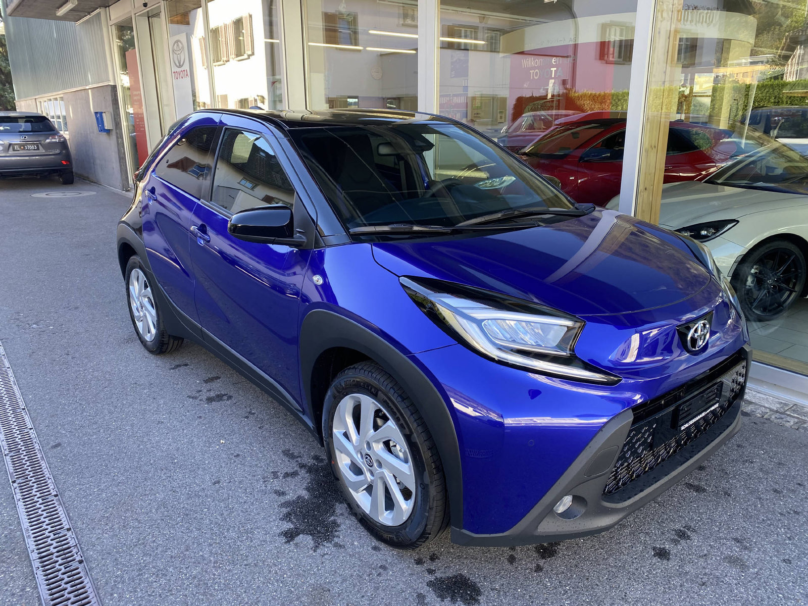 TOYOTA Aygo X 1.0 VVT-i Trend, Petrol, Second hand / Used, Manual - 2