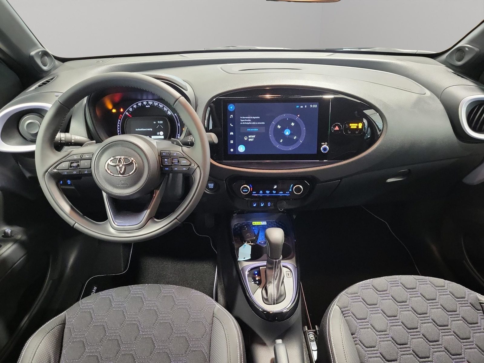 TOYOTA Aygo X 1.0 VVT-i JBL Edition, Benzin, Occasion / Gebraucht, Automatik - 7