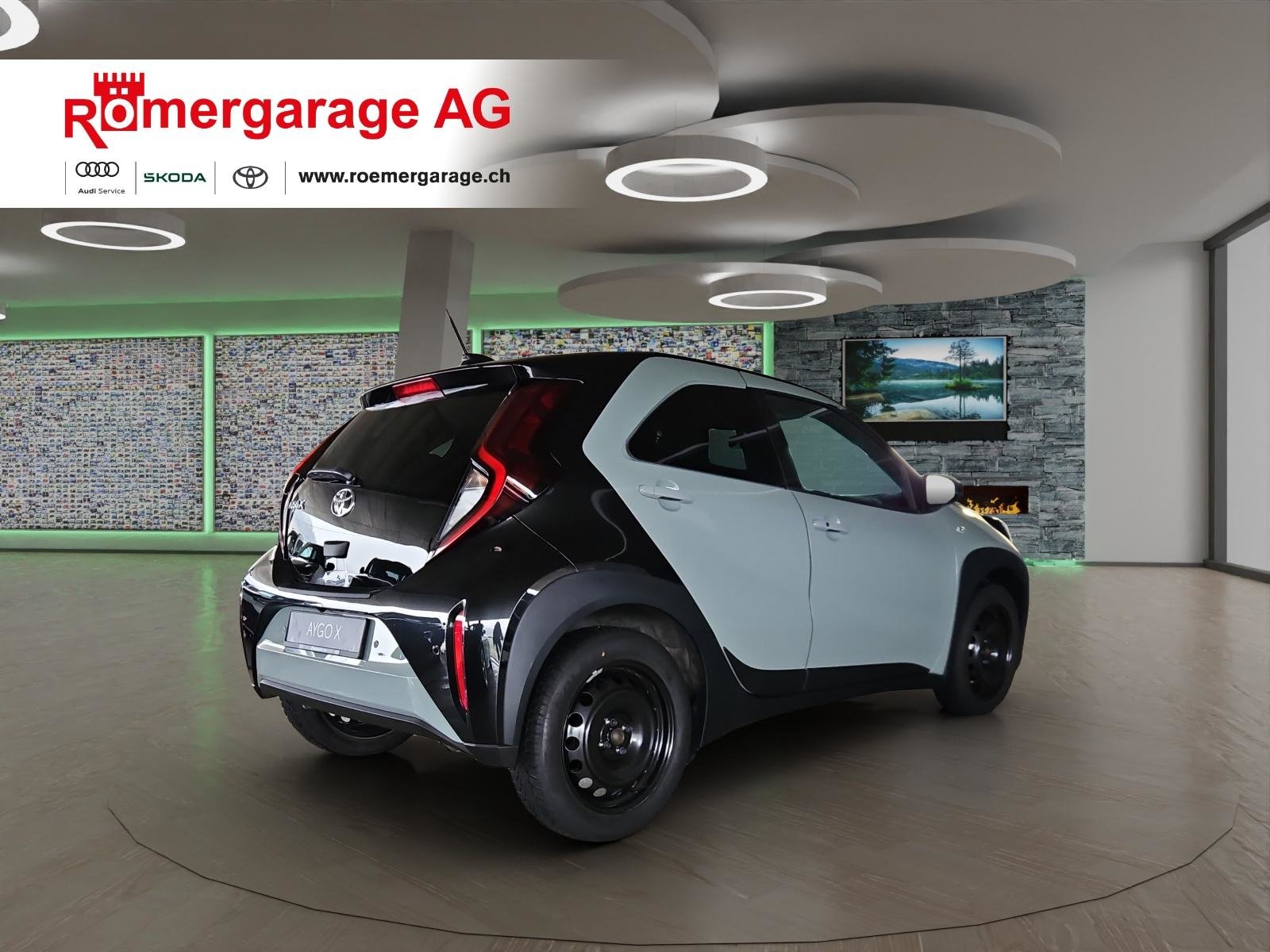 TOYOTA Aygo X 1.0 VVT-i Trend, Petrol, Second hand / Used, Automatic - 4