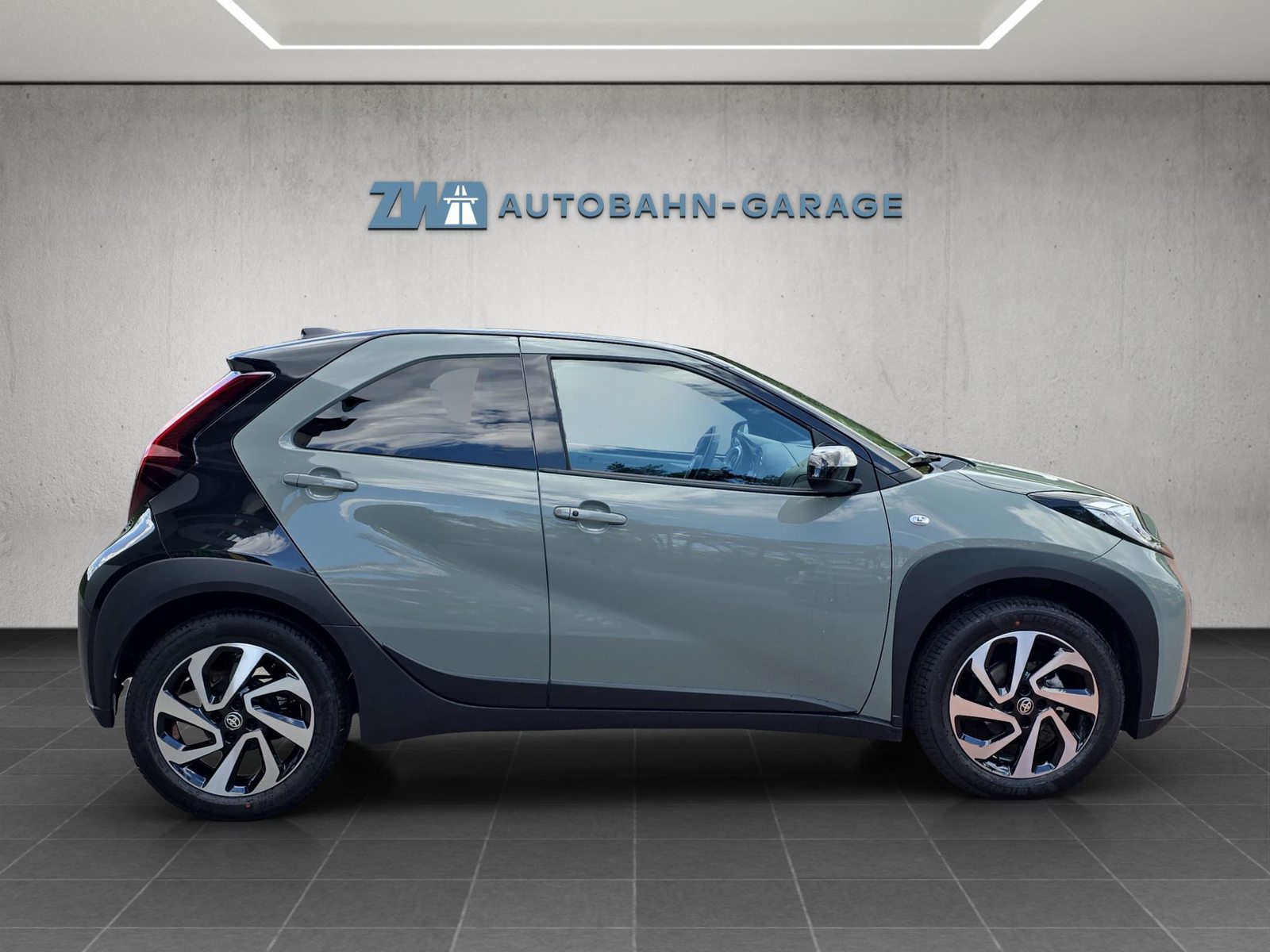 TOYOTA Aygo X 1.0 VVT-i Trend, Benzin, Occasion / Gebraucht, Automatik - 6