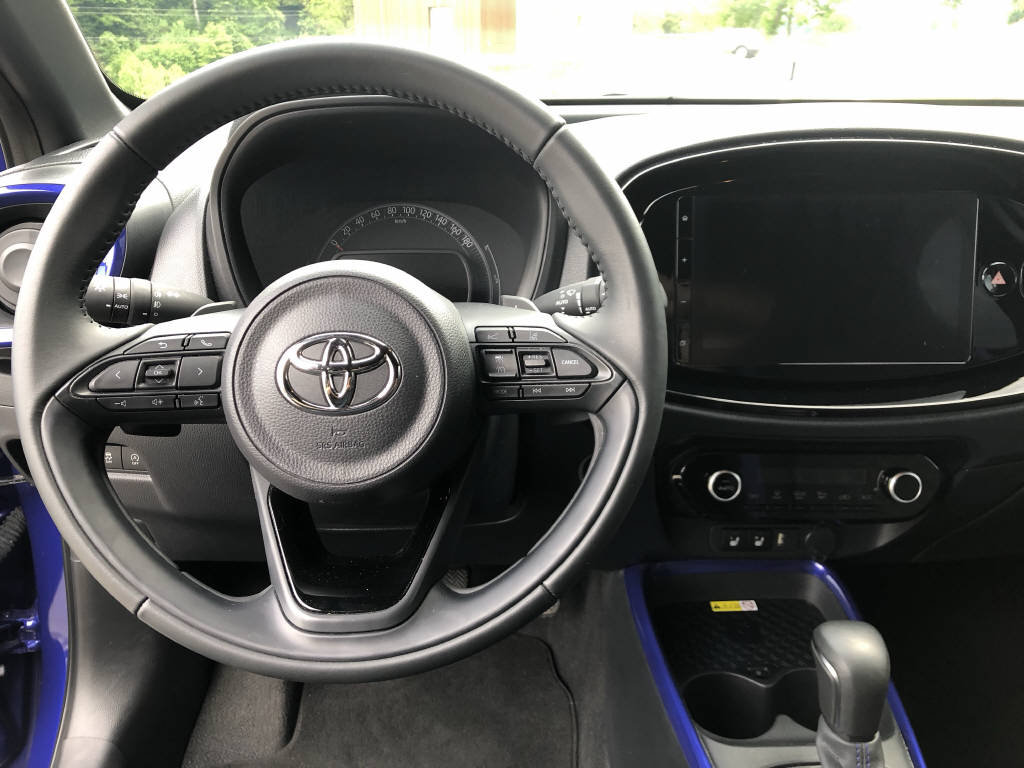 TOYOTA Aygo X 1.0 VVT-i Trend, Benzin, Occasion / Gebraucht, Automatik - 7