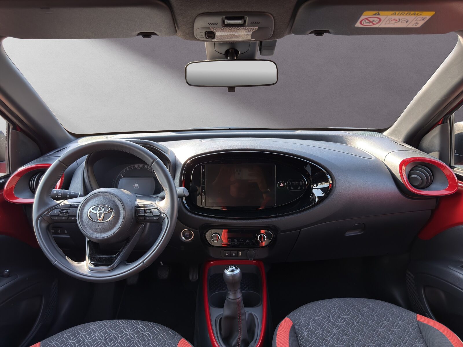 TOYOTA Aygo X 1.0 VVT-i Trend, Petrol, Second hand / Used, Manual - 4