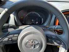 TOYOTA 1.0 VVT-i Limited, Petrol, Second hand / Used, Manual - 7