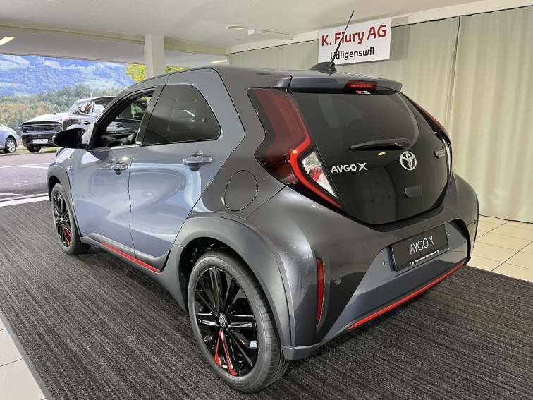 TOYOTA Aygo X 1.0 VVT-i Undercover, Petrol, Ex-demonstrator, Manual - 3