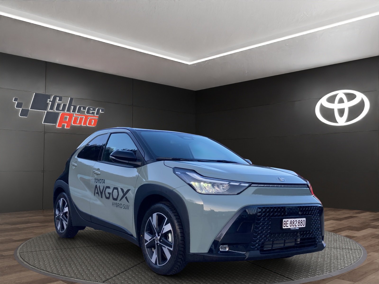 TOYOTA Aygo X 1.5 VVT-i HSD Trend, Hybride Intégral Essence/Électricité, Voiture de démonstration, Automatique - 3